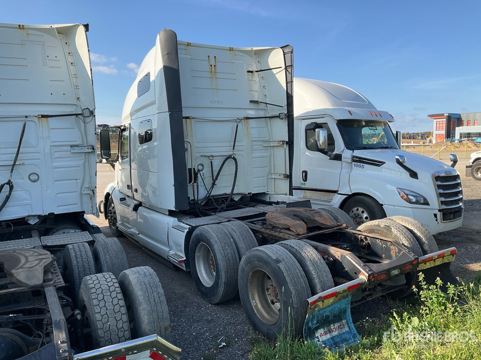 2020 Volvo VNL