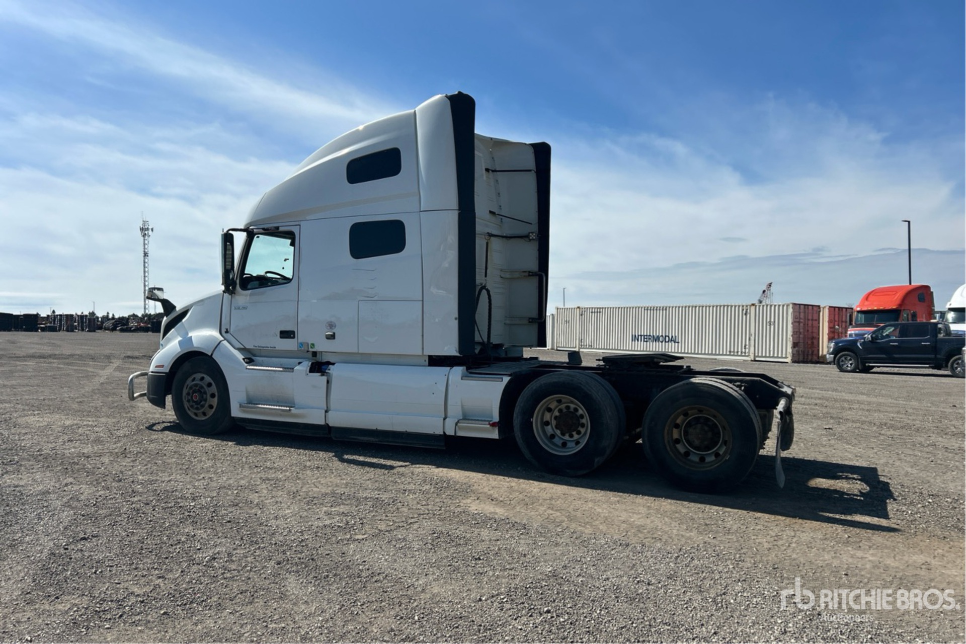 2020 Volvo VNL