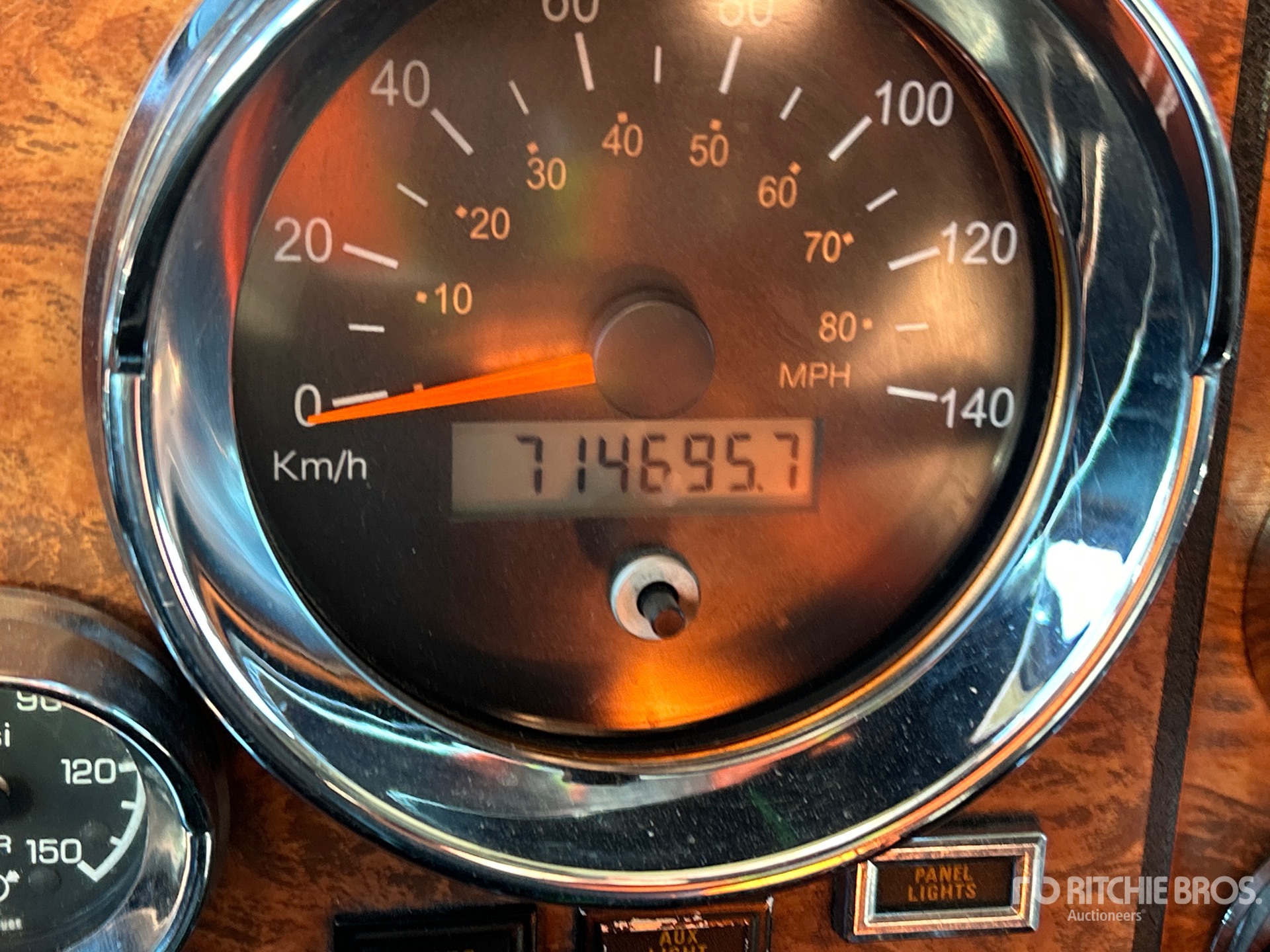 2001 Kenworth W900