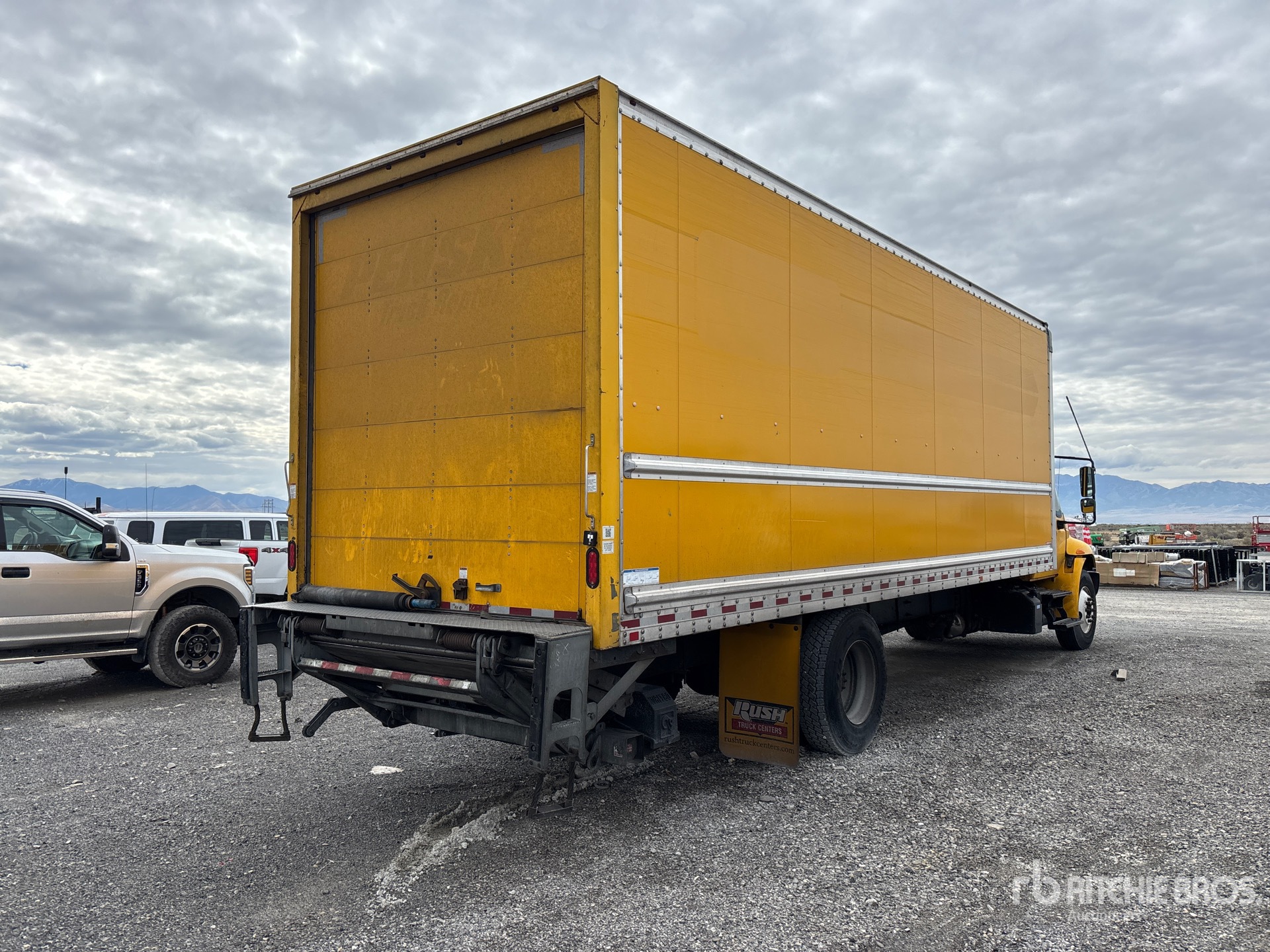 2019 International 4300