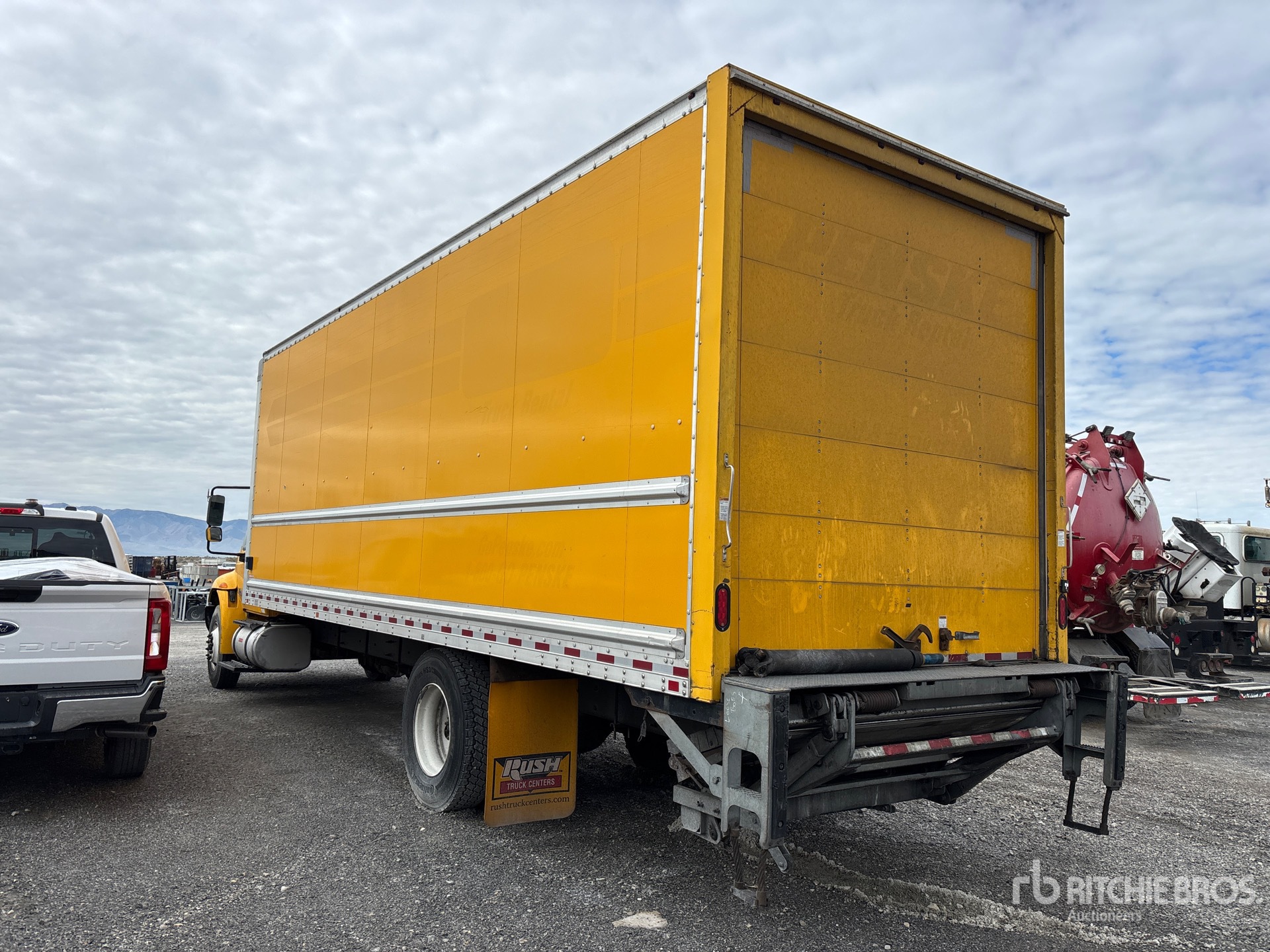 2019 International 4300