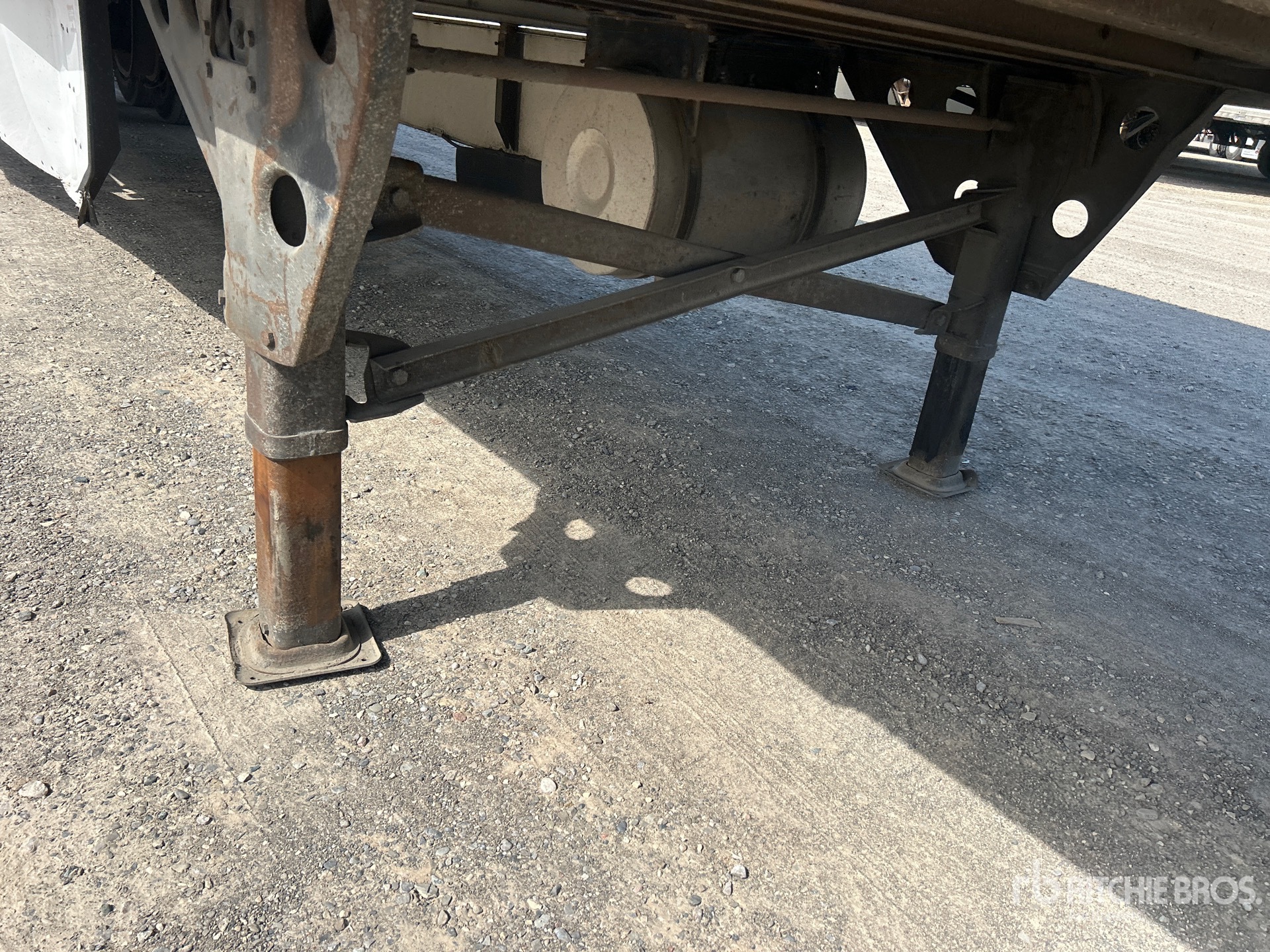 2019 Utility 53 ft x 102 in T/A