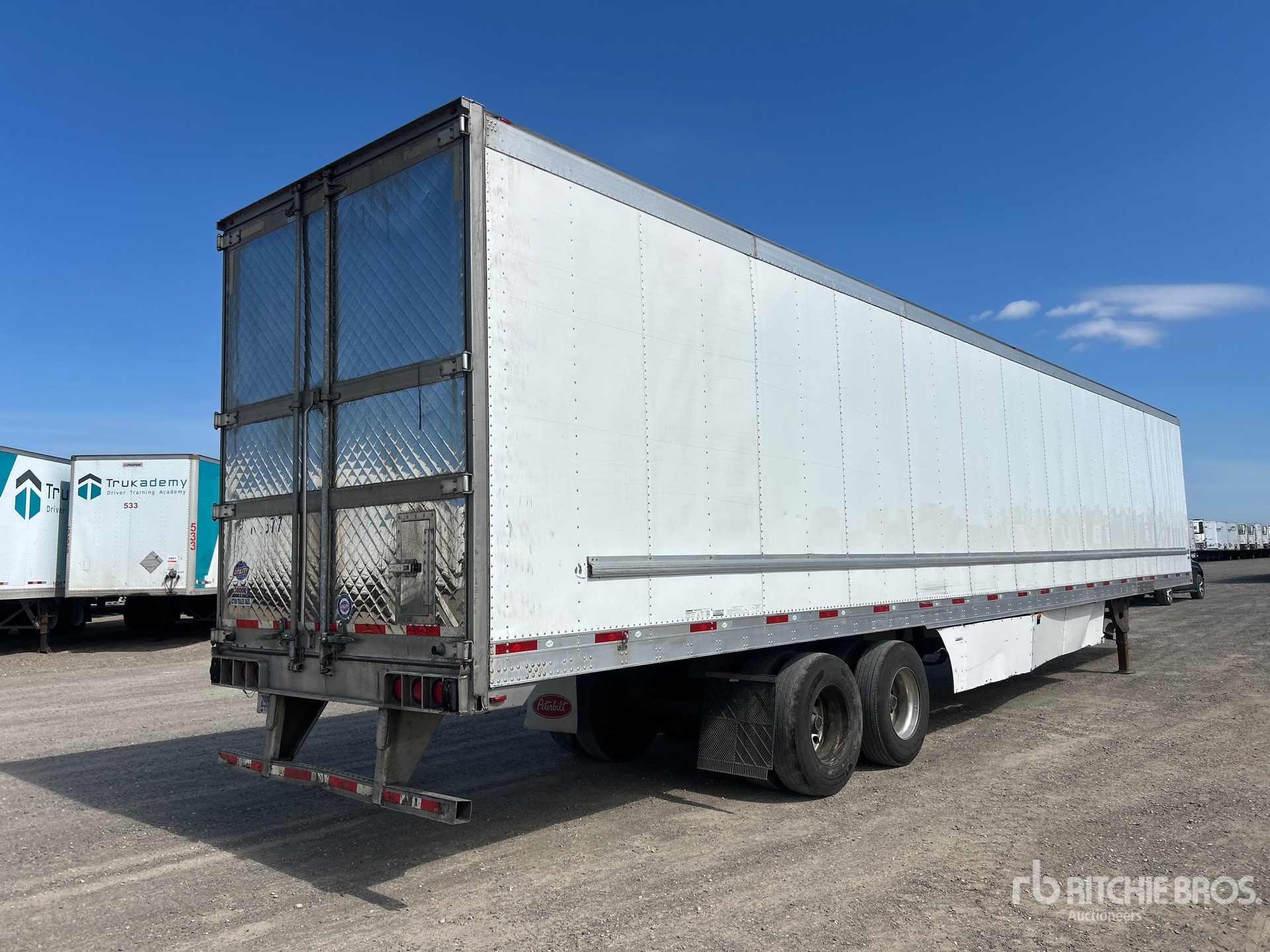2019 Utility 53 ft x 102 in T/A