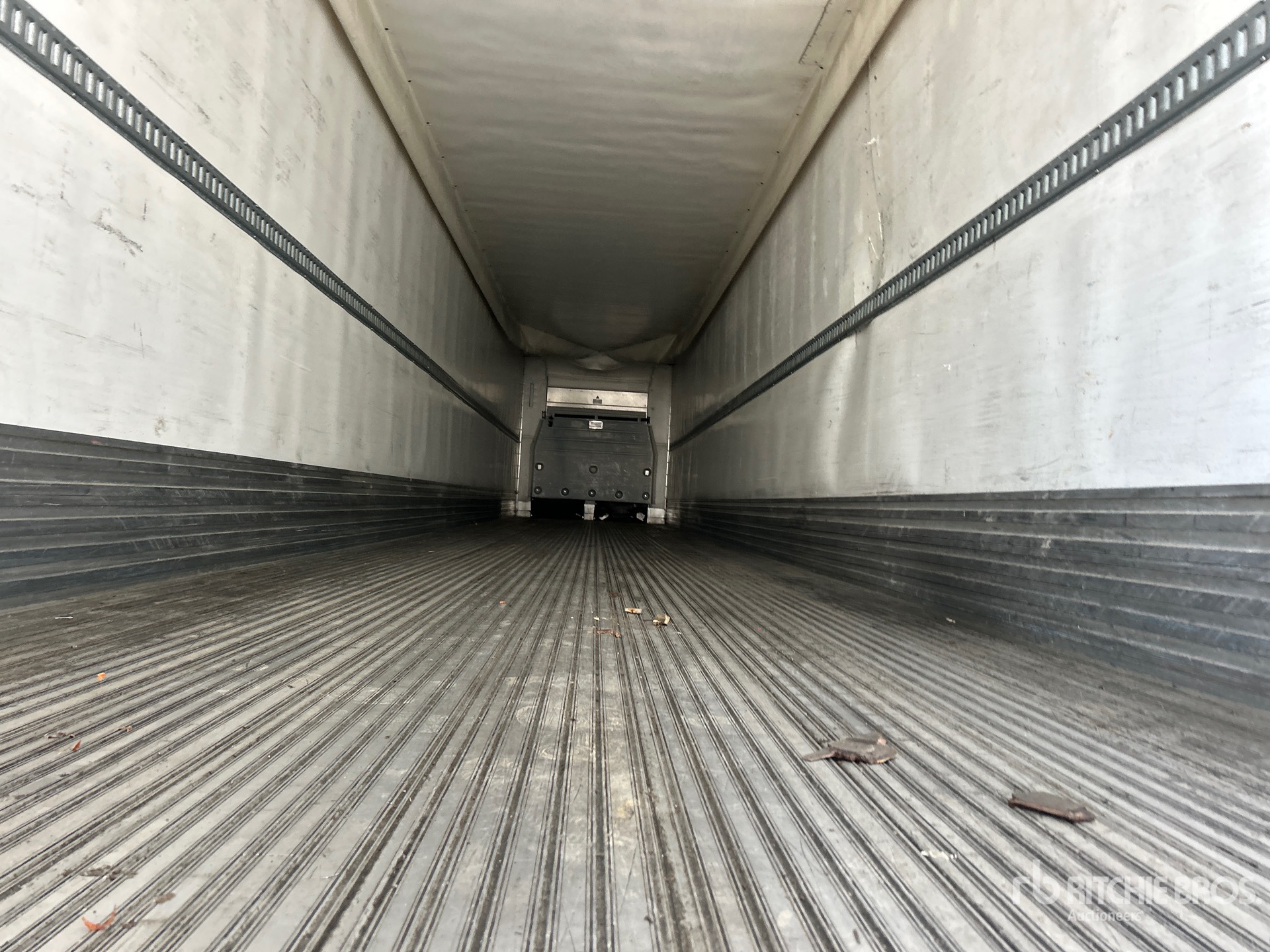 2019 Utility 53 ft x 102 in T/A