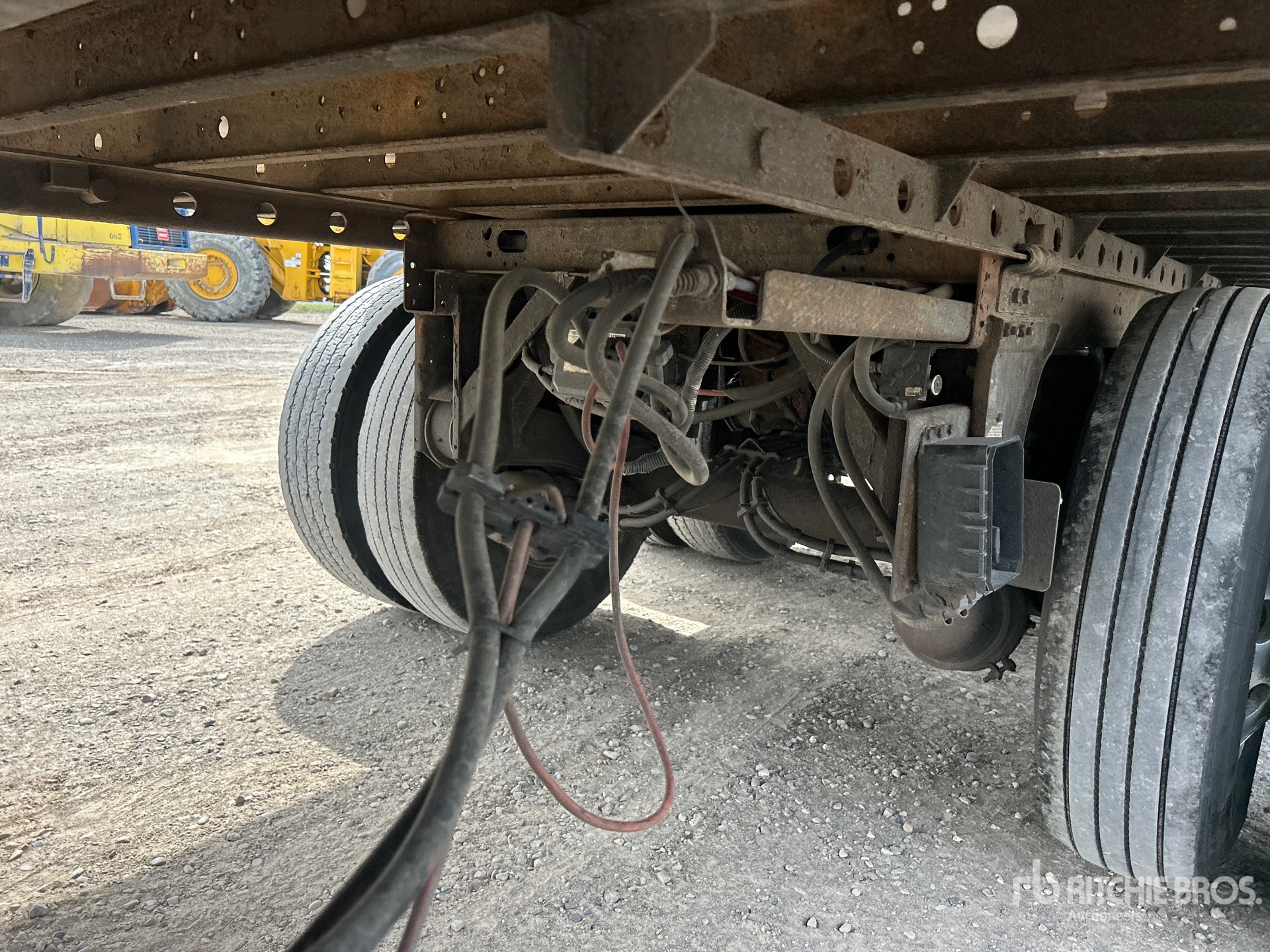 2019 Utility 53 ft x 102 in T/A