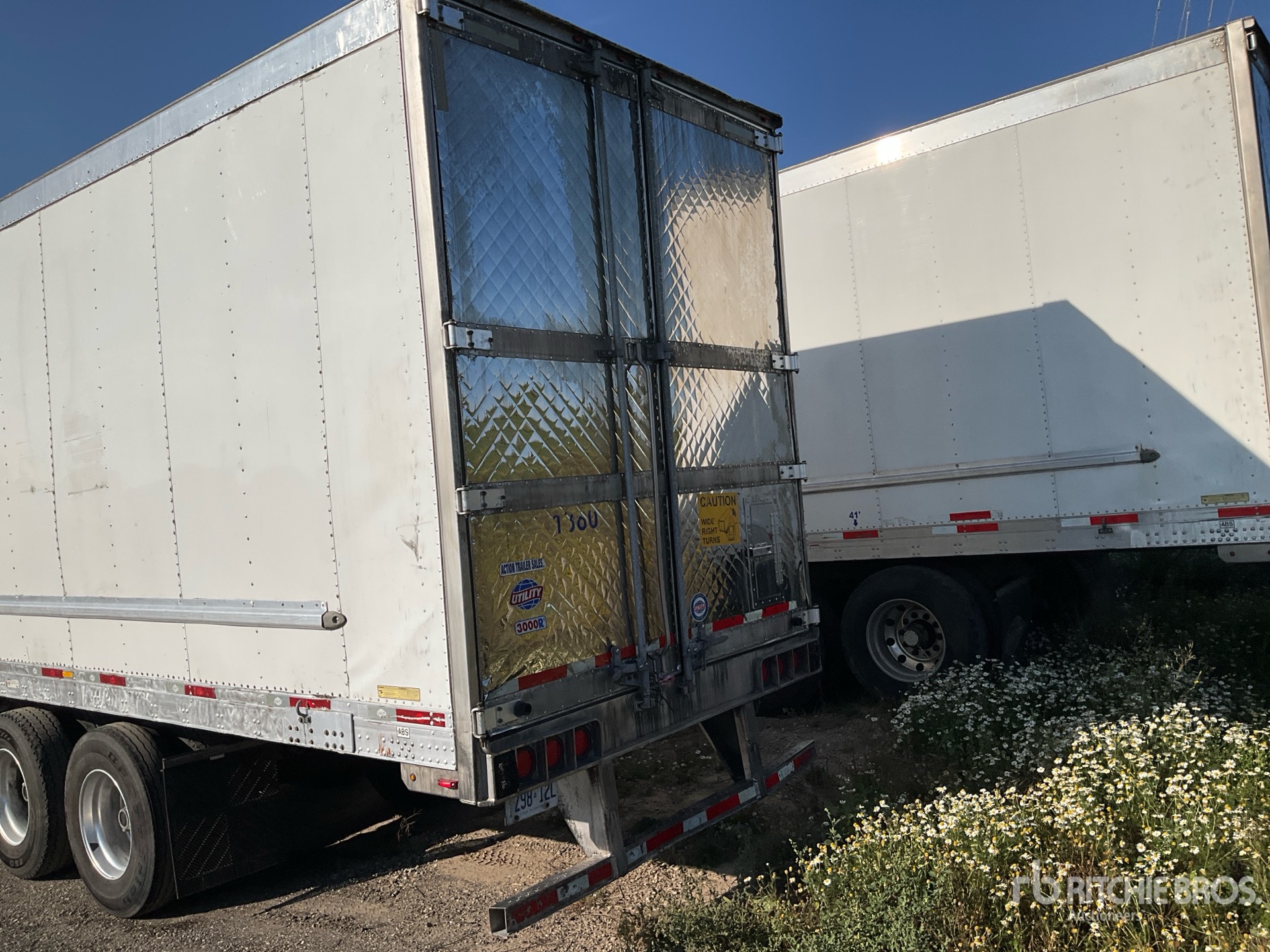 2019 Utility 53 ft x 102 in T/A