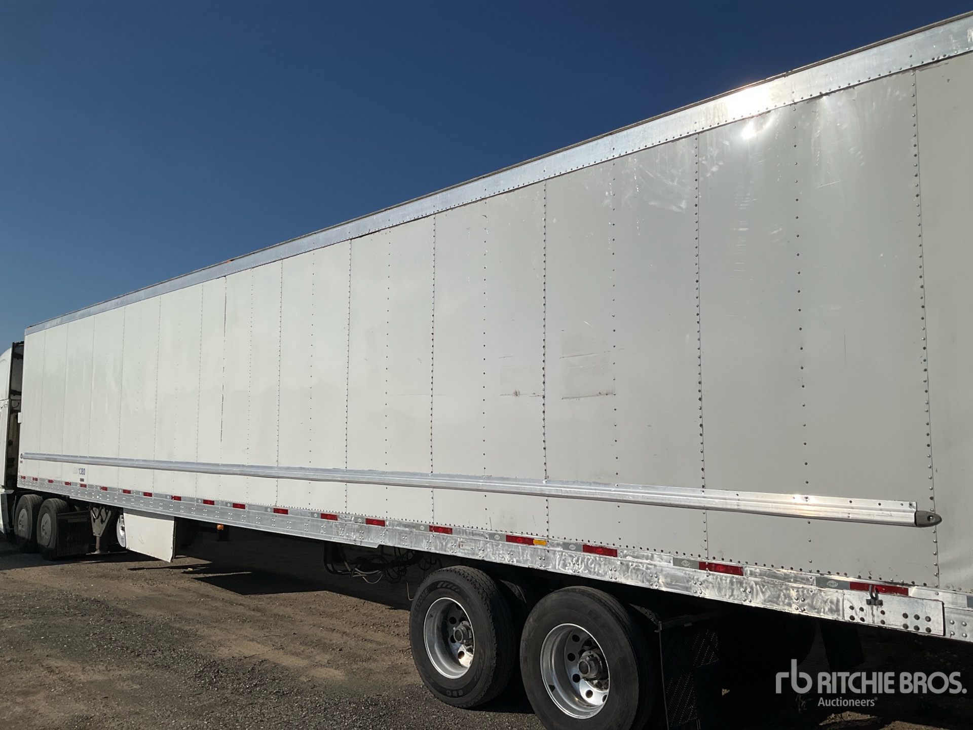 2019 Utility 53 ft x 102 in T/A