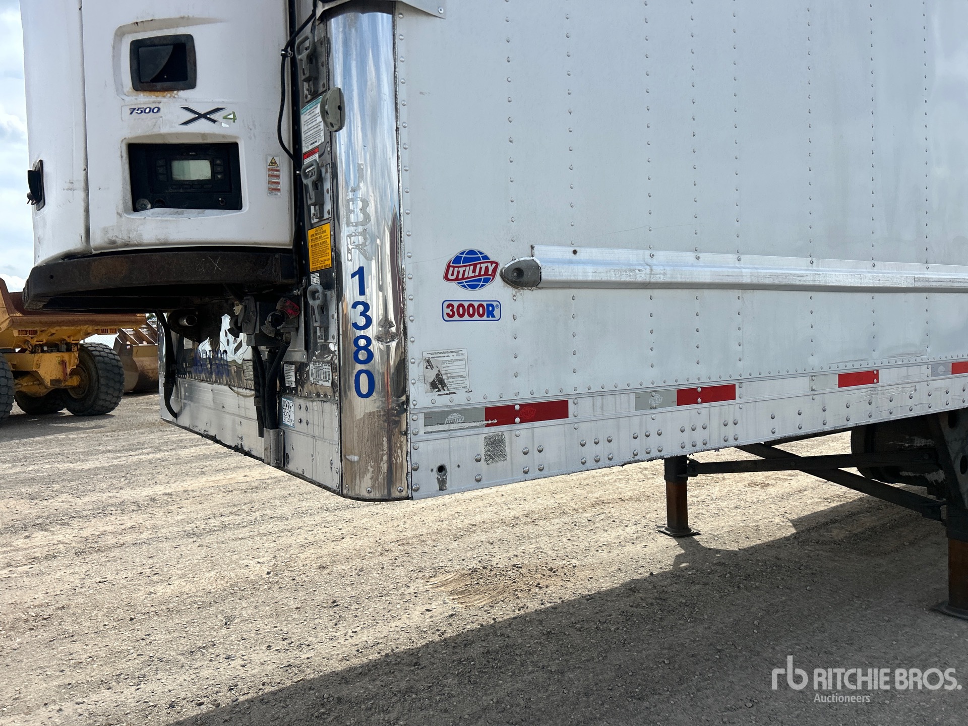 2019 Utility 53 ft x 102 in T/A