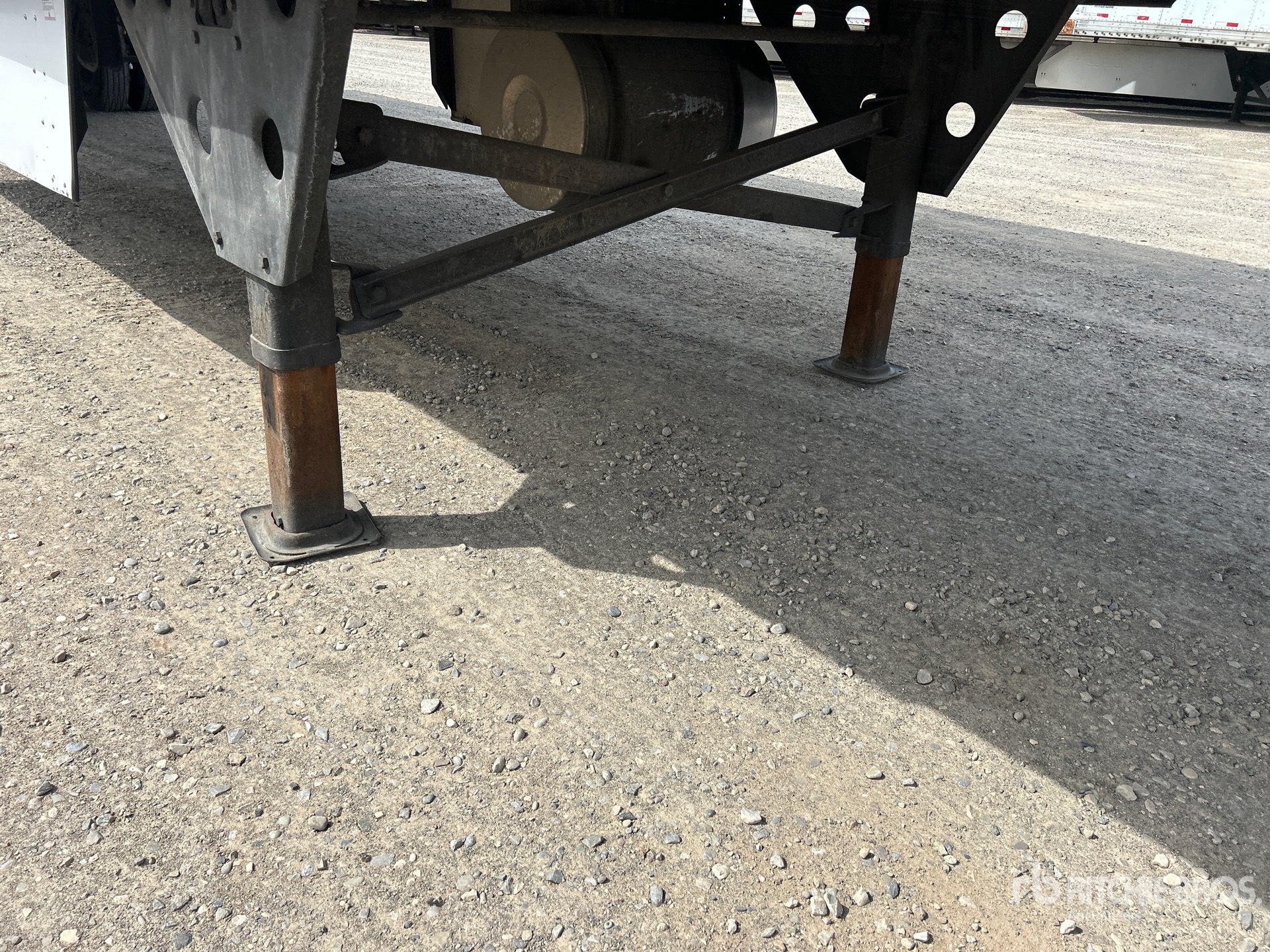 2019 Utility 53 ft x 102 in T/A