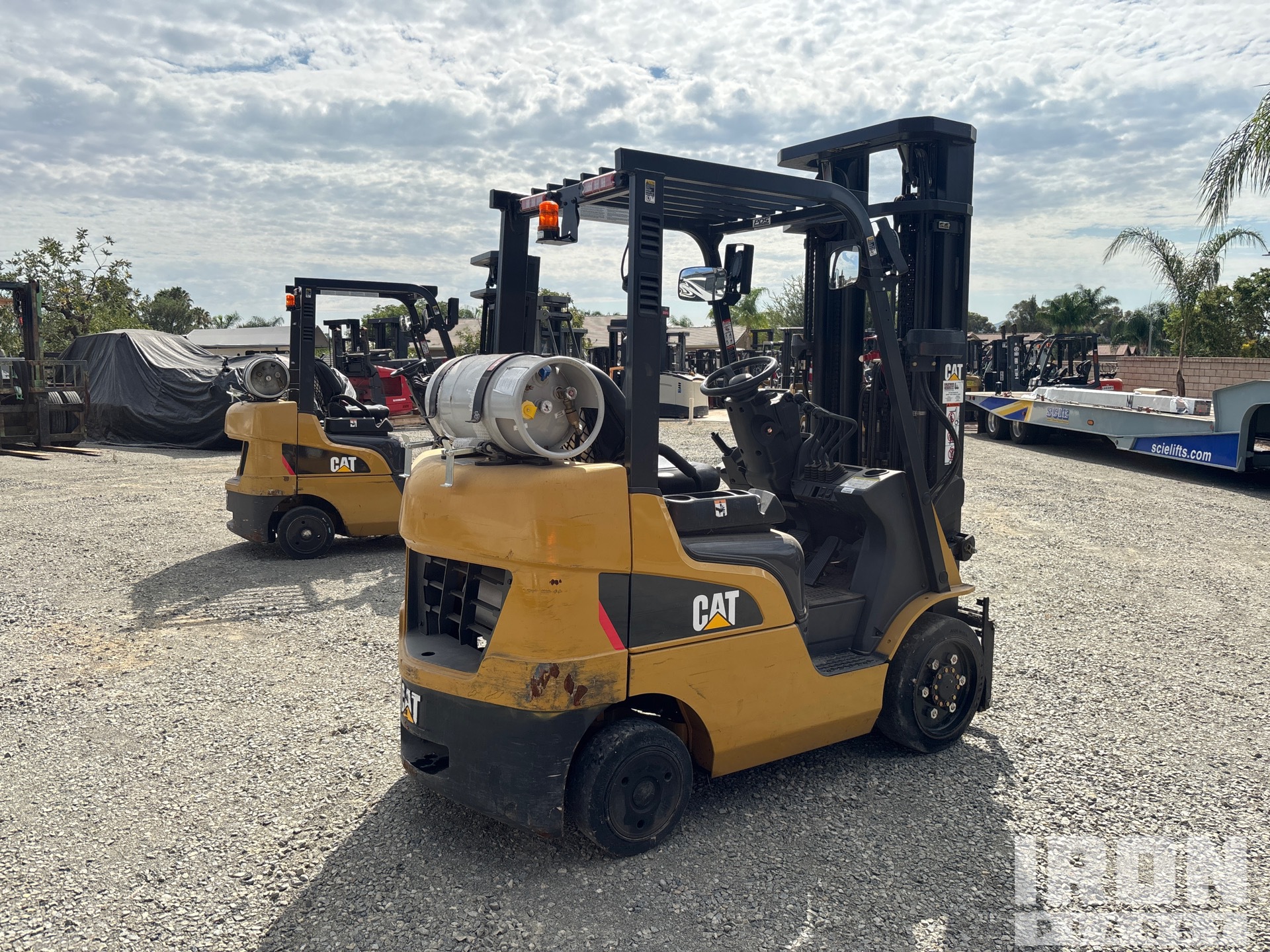 General Appearance - Lift Truck* with Zdjęcie, prawy dolny róg