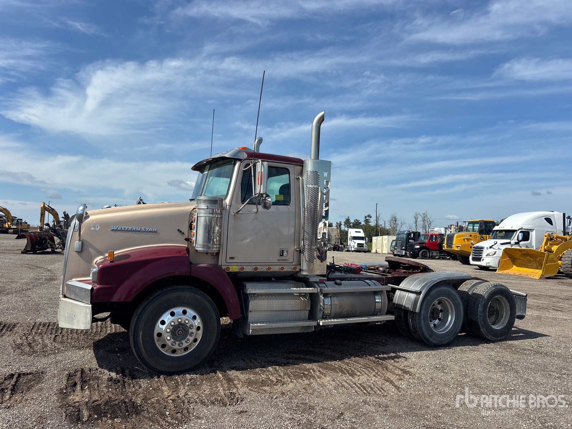 Photo of 2013 Western Star 4900