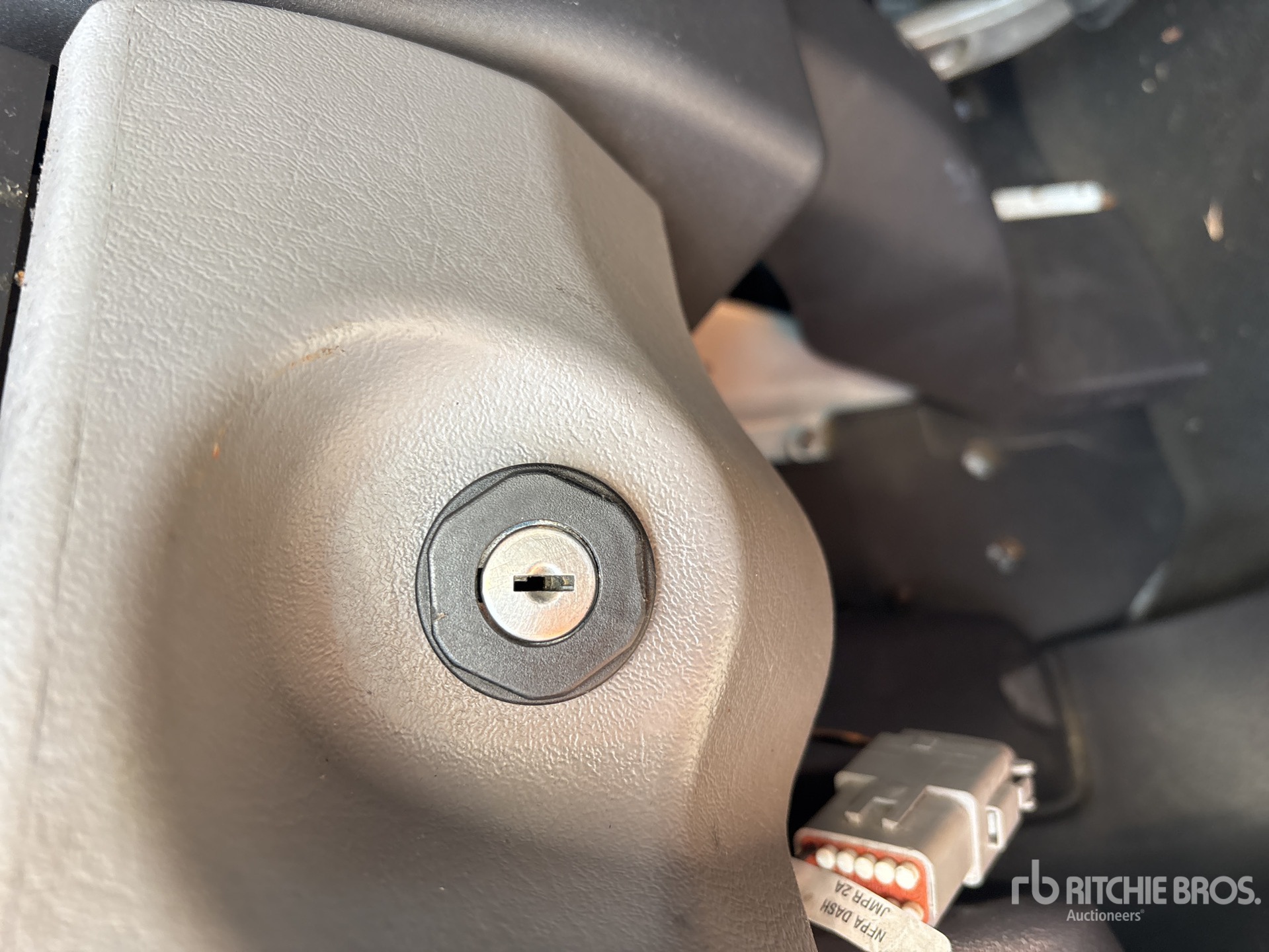 2017 Freightliner M2 106