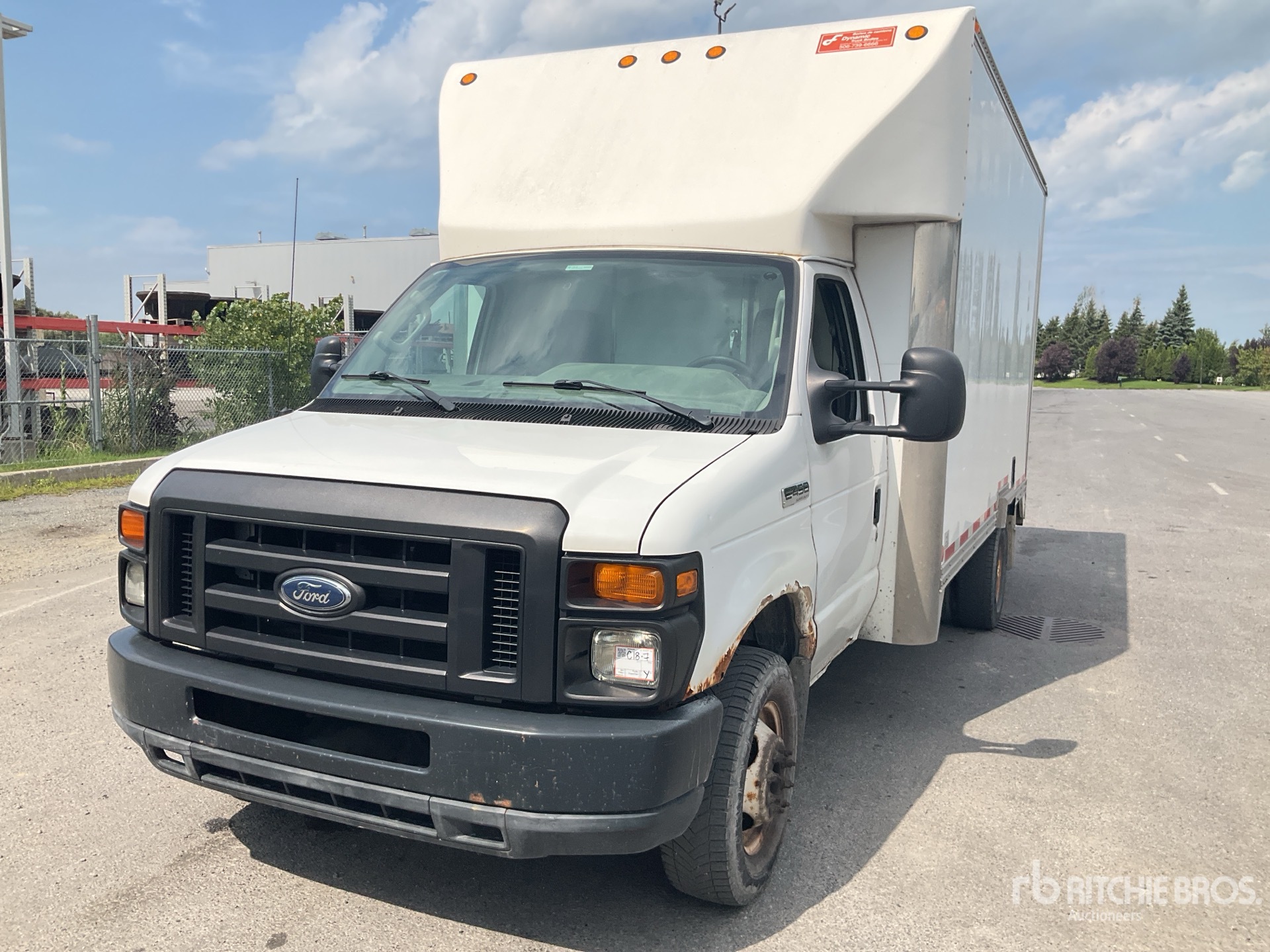 2010 Ford E-450