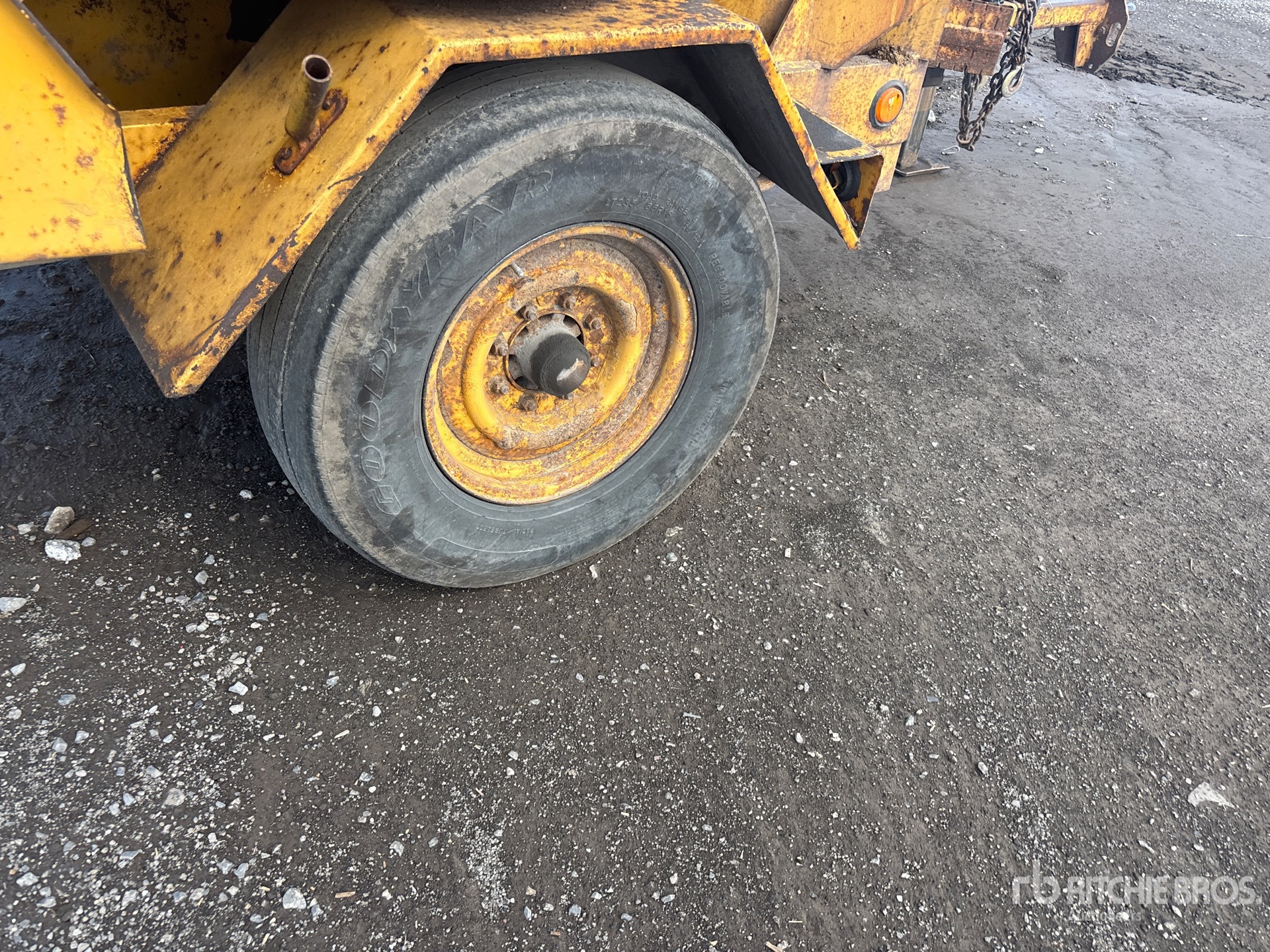 1996 Vermeer Tow-Behind