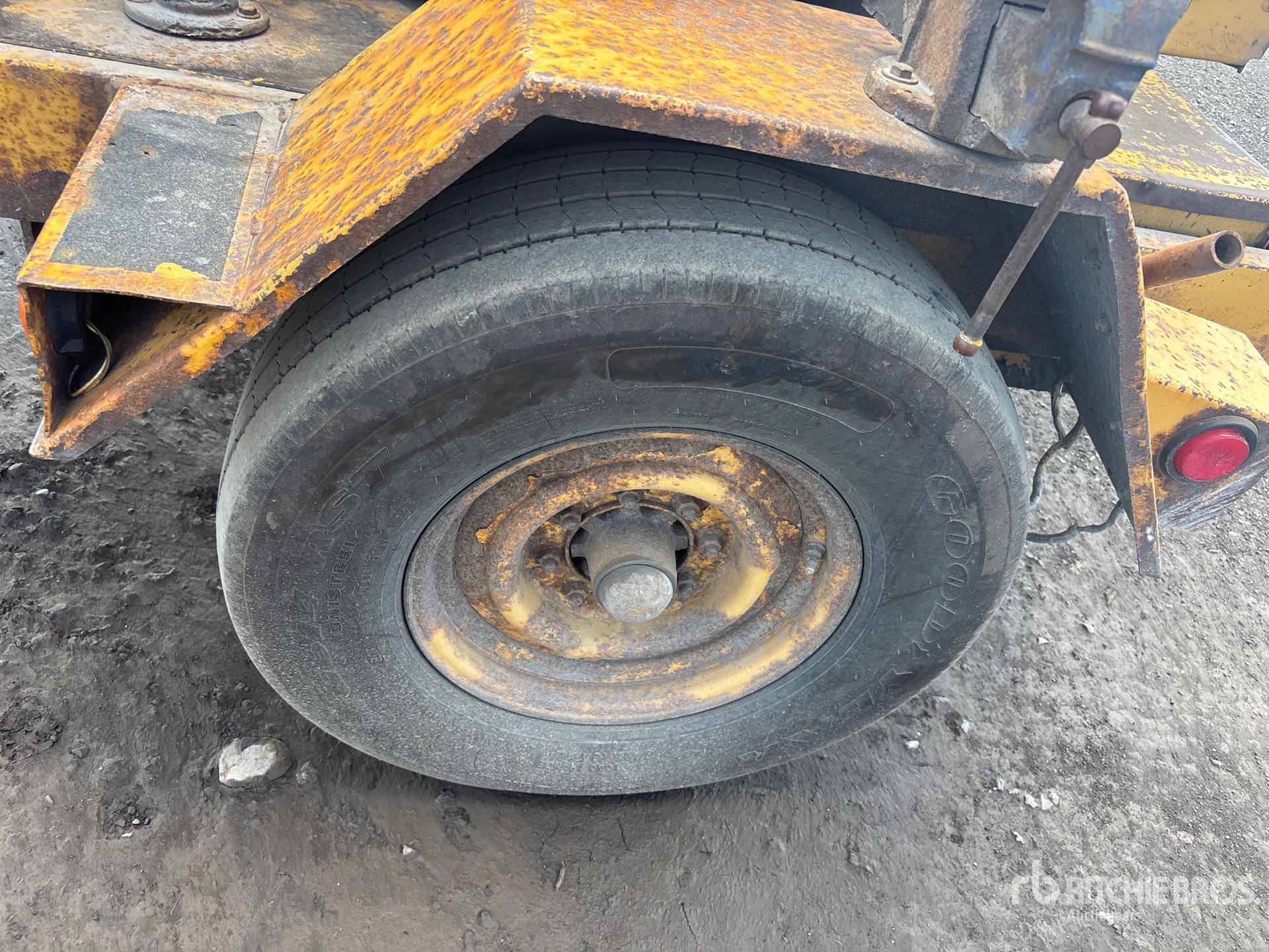 1996 Vermeer Tow-Behind