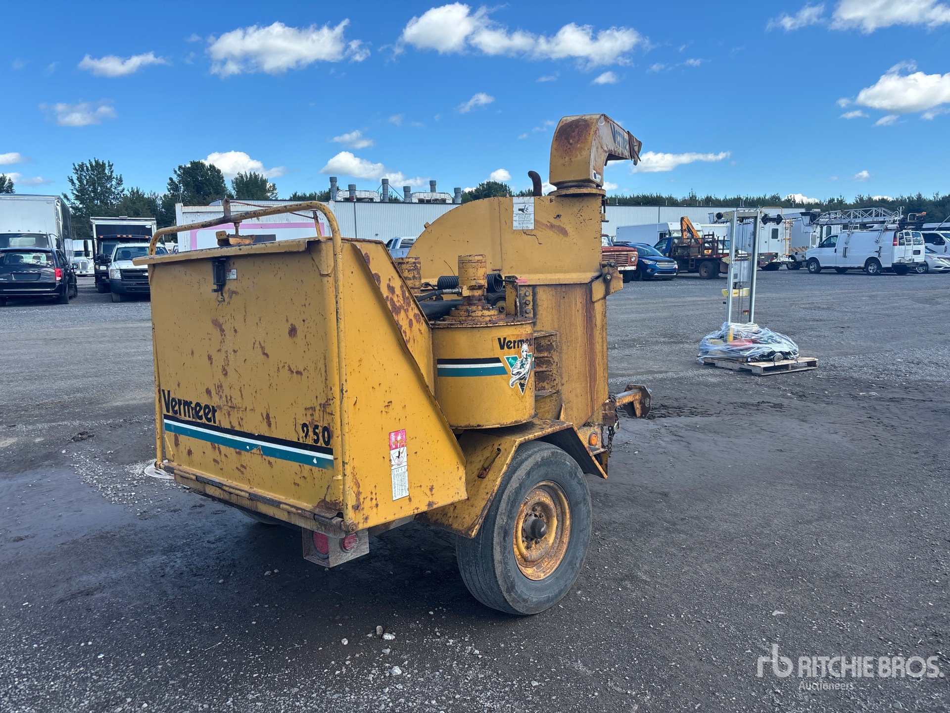 General Appearance with Picture, Right Rear Corner