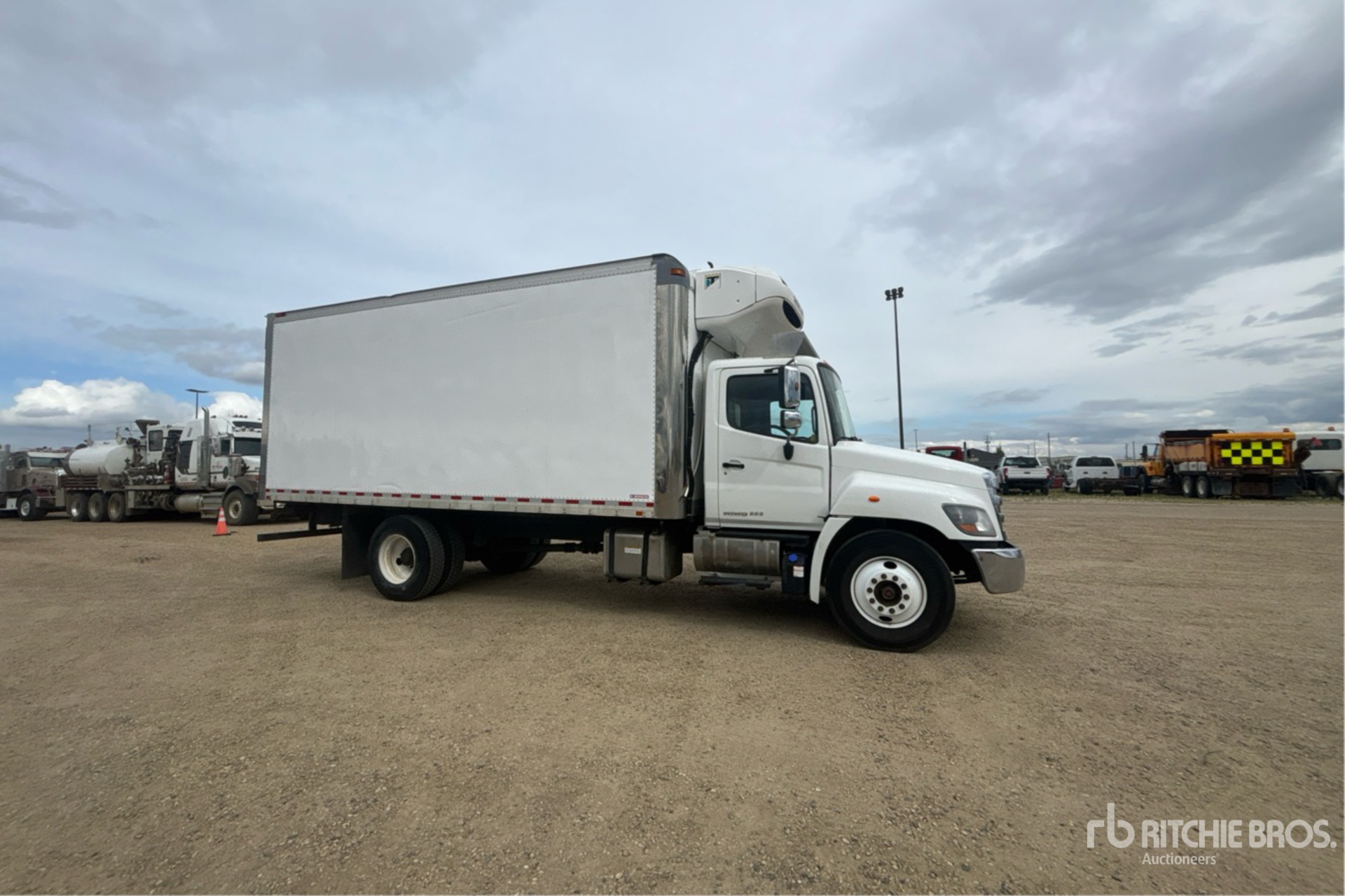 2018 Hino 338