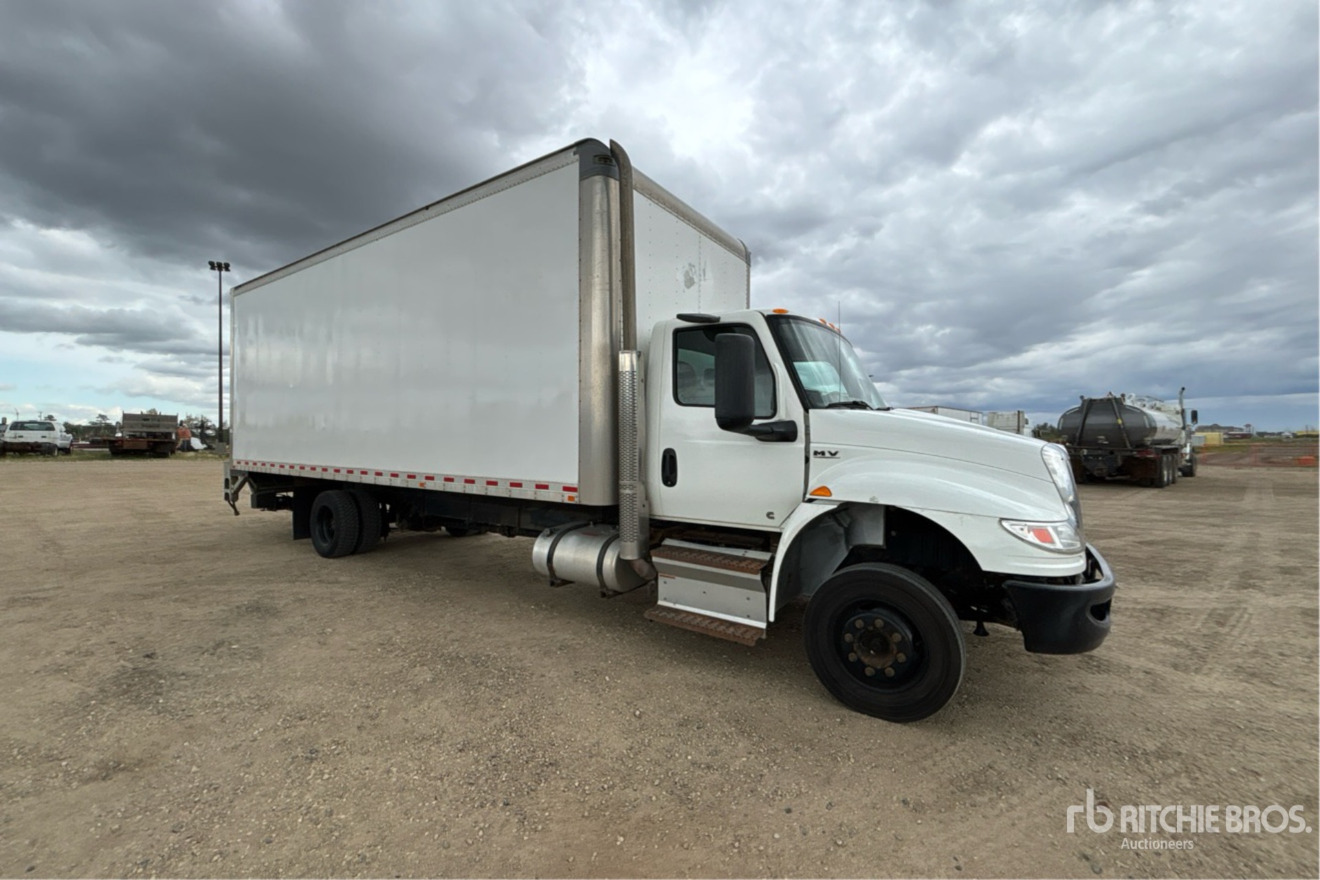 2020 International MV607LP