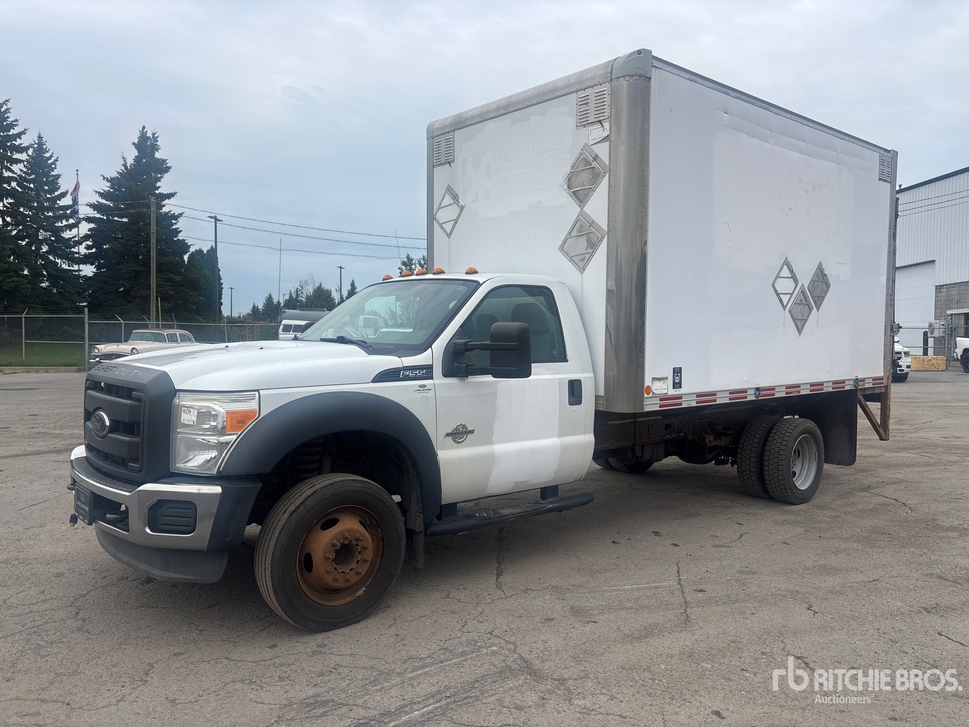 2014 Ford F-550 XL SUPER