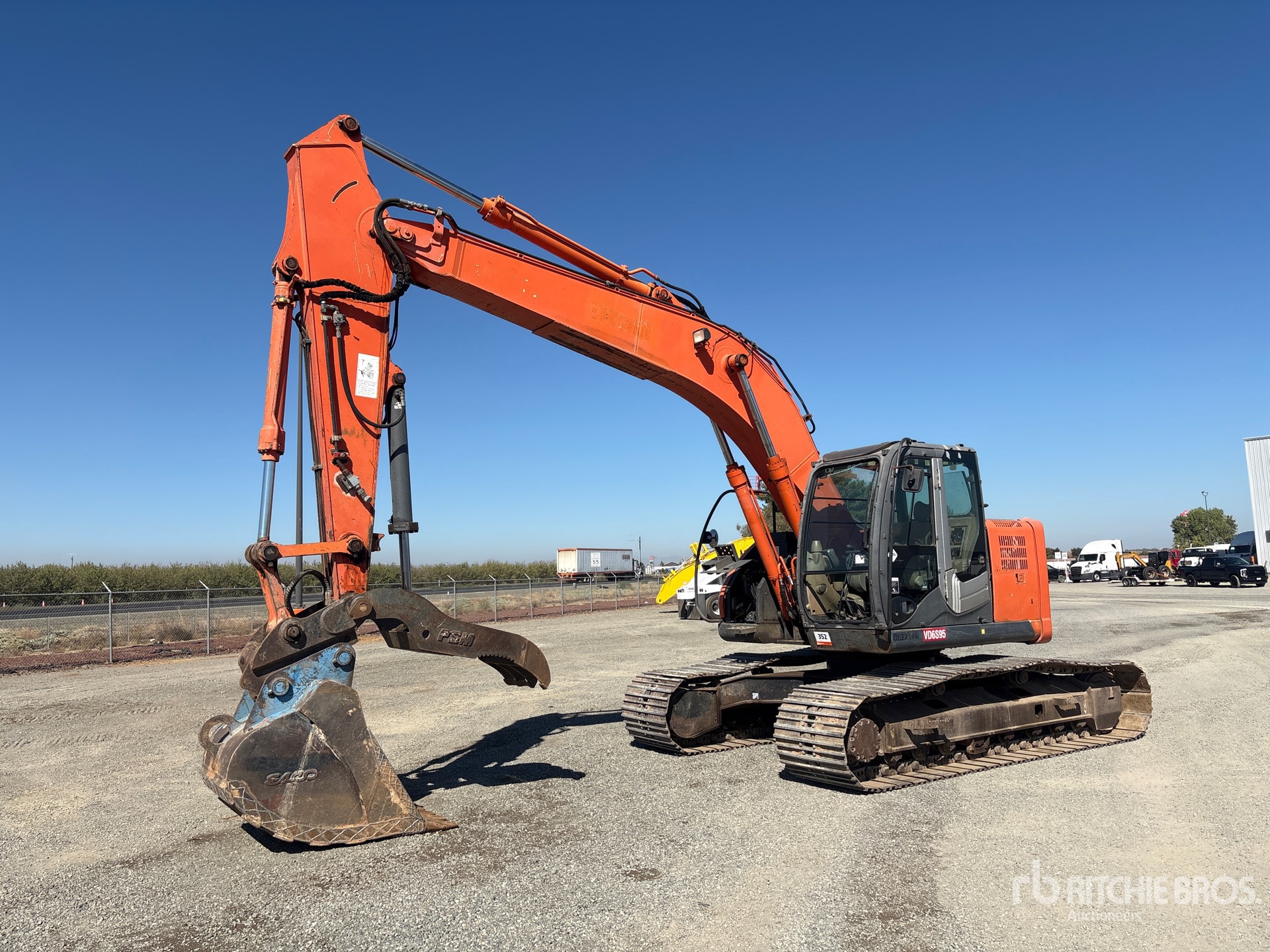 Photo of 2012 Hitachi ZX225USLC-3
