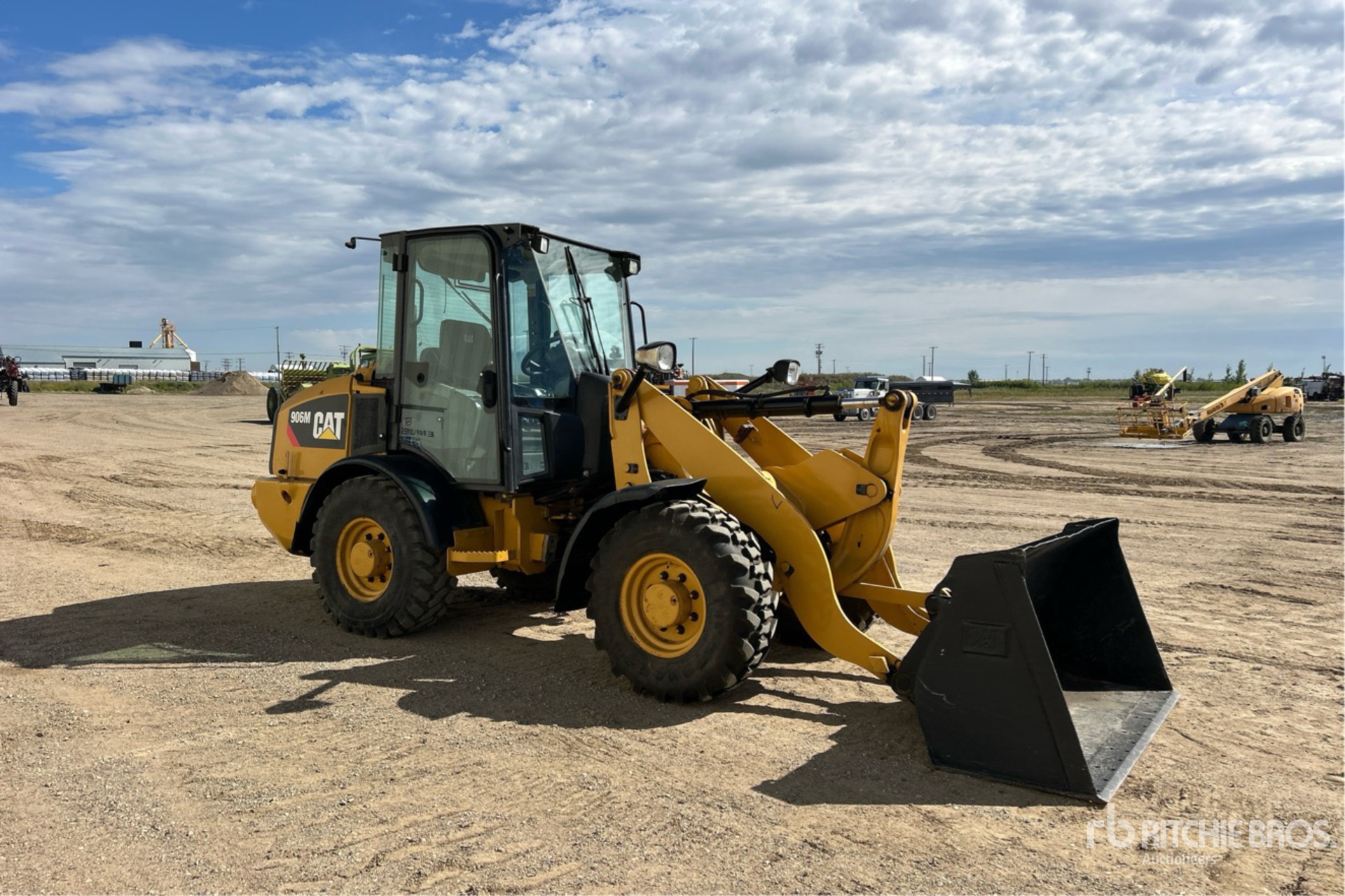 2014 Caterpillar 906M