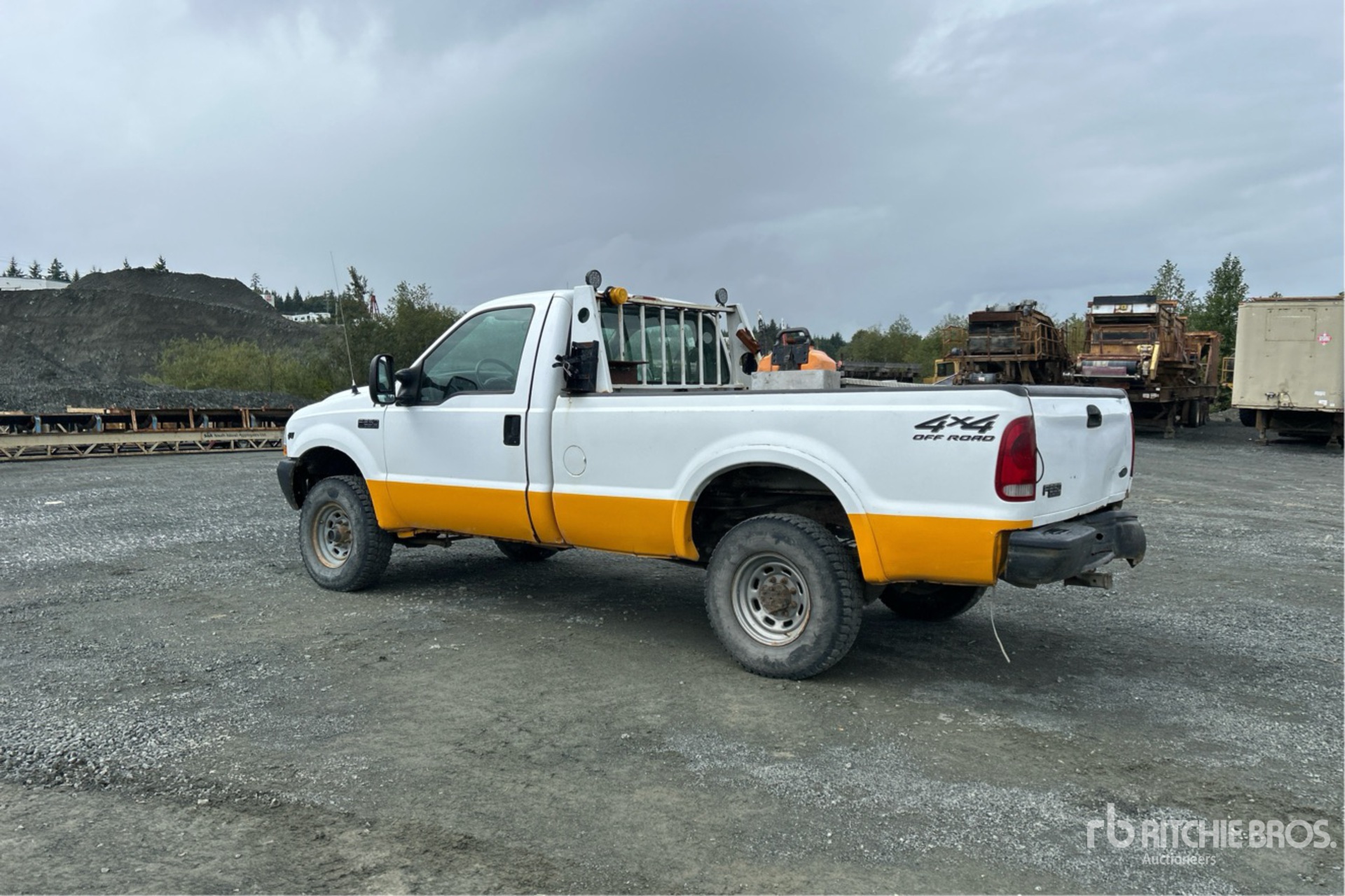 General Appearance with Picture, Left Rear Corner