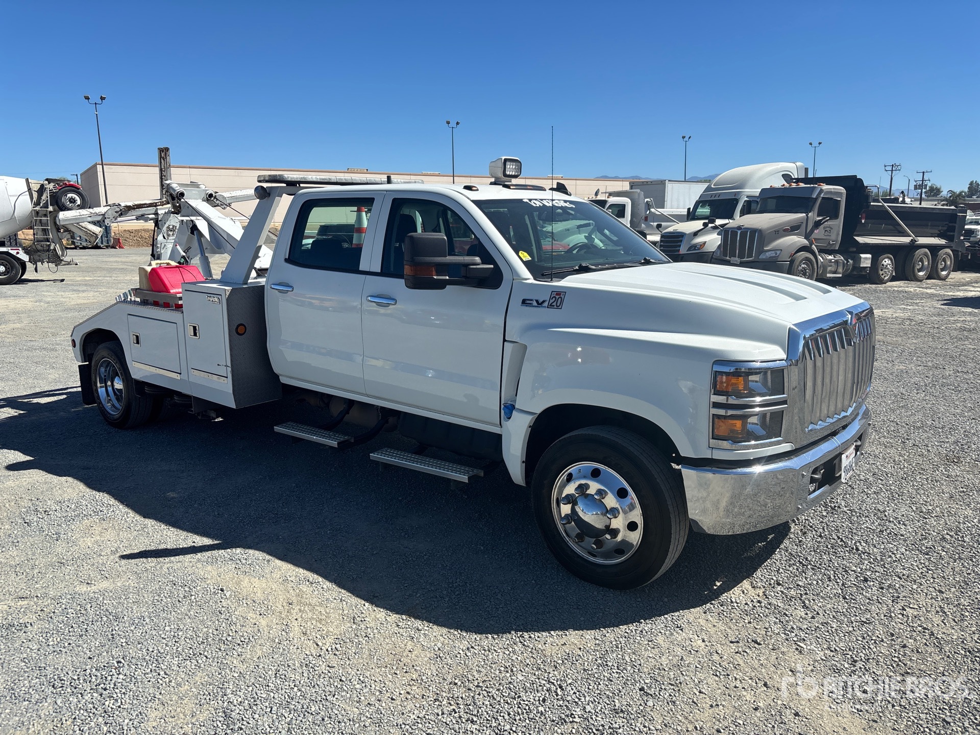 2020 International CV515