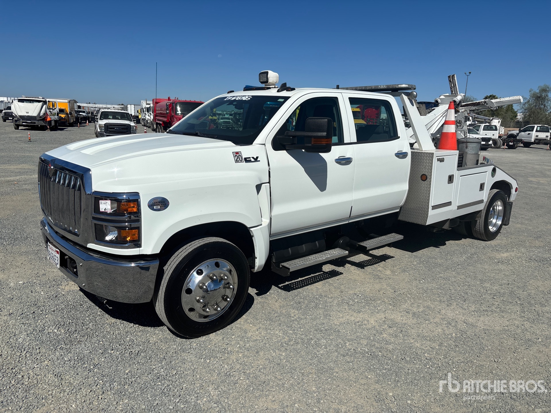 2020 International CV515