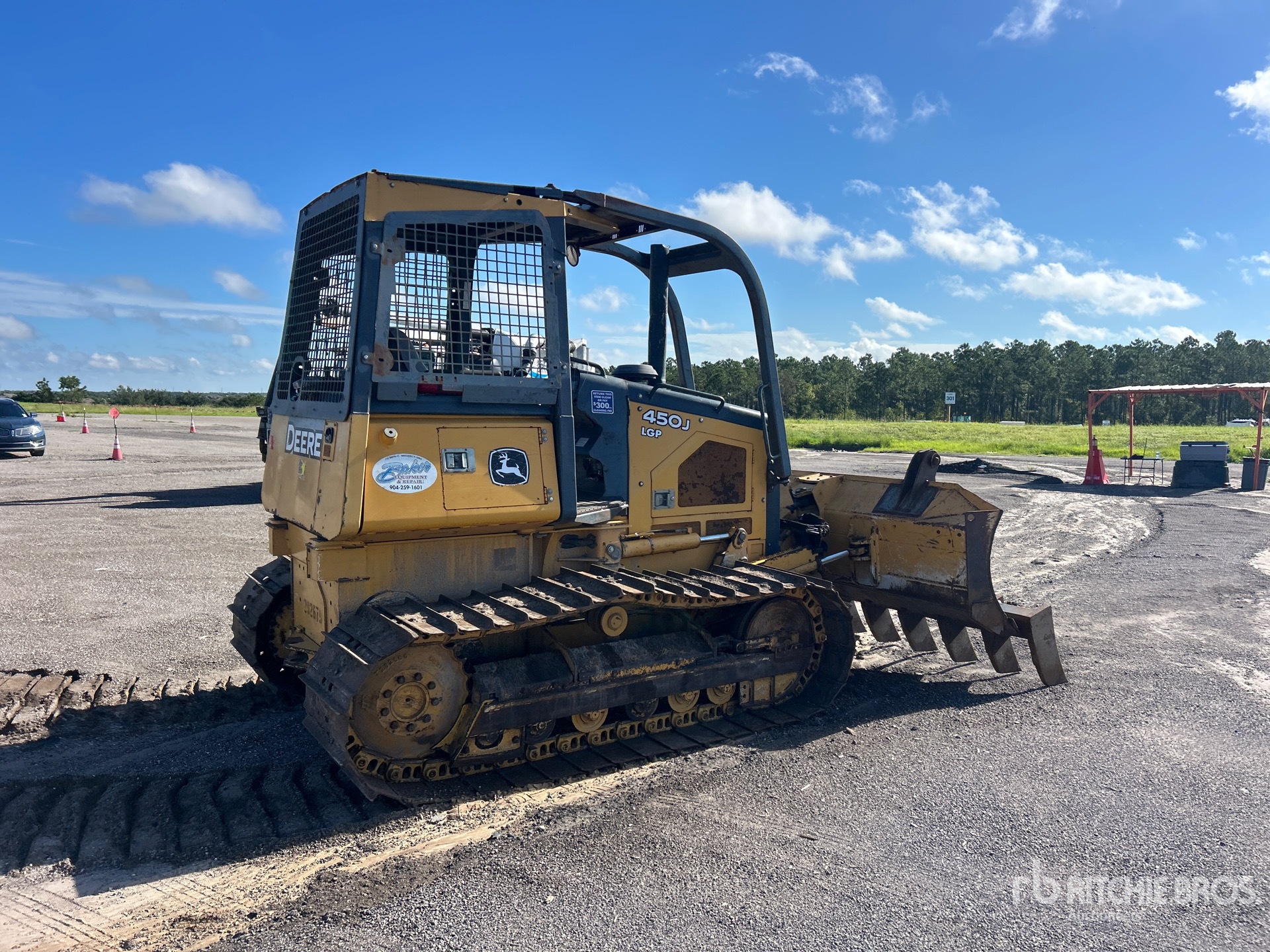 2016 John Deere 450J LT