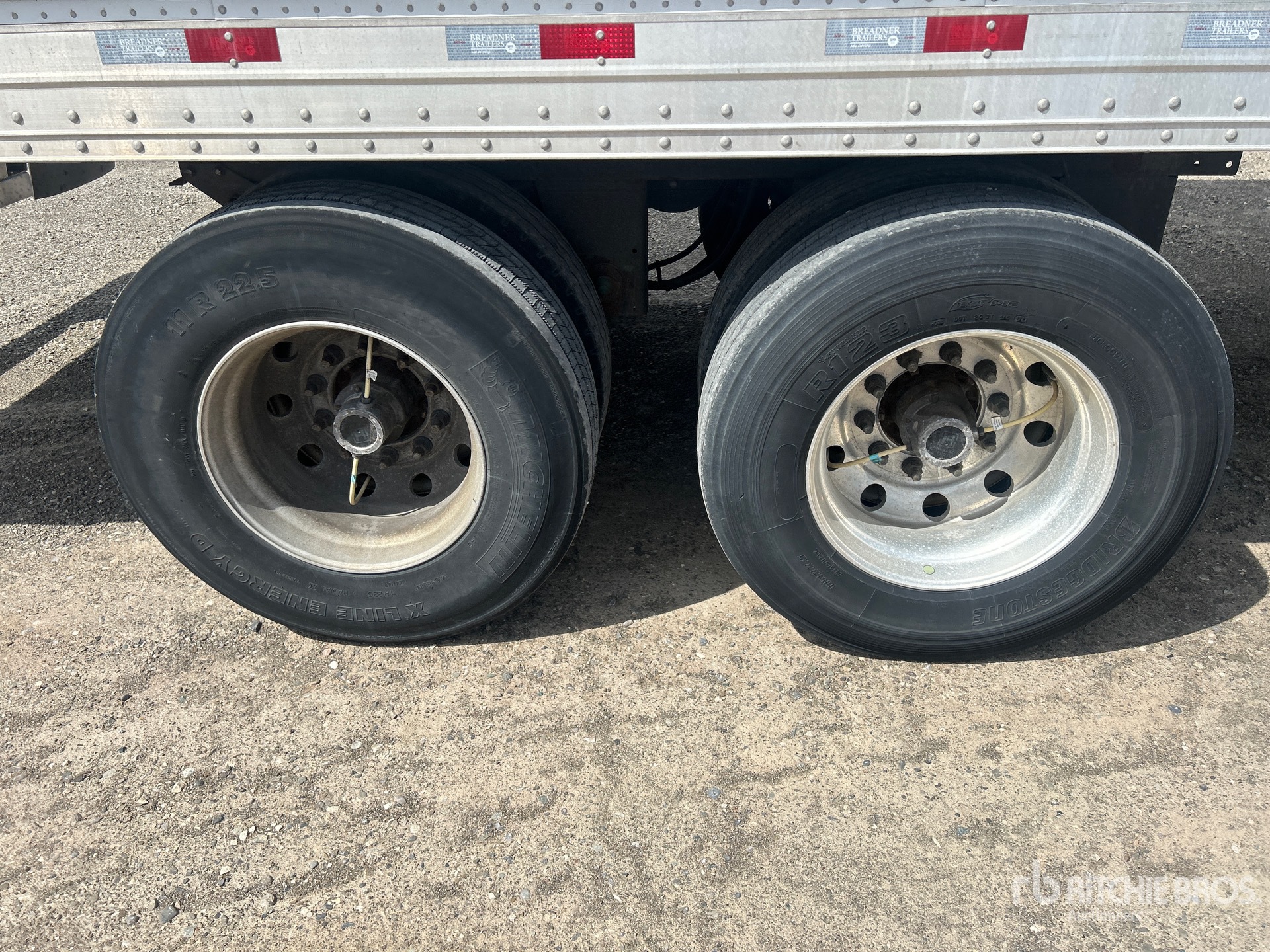 2022 Hyundai 53 FT X 102 IN T/A