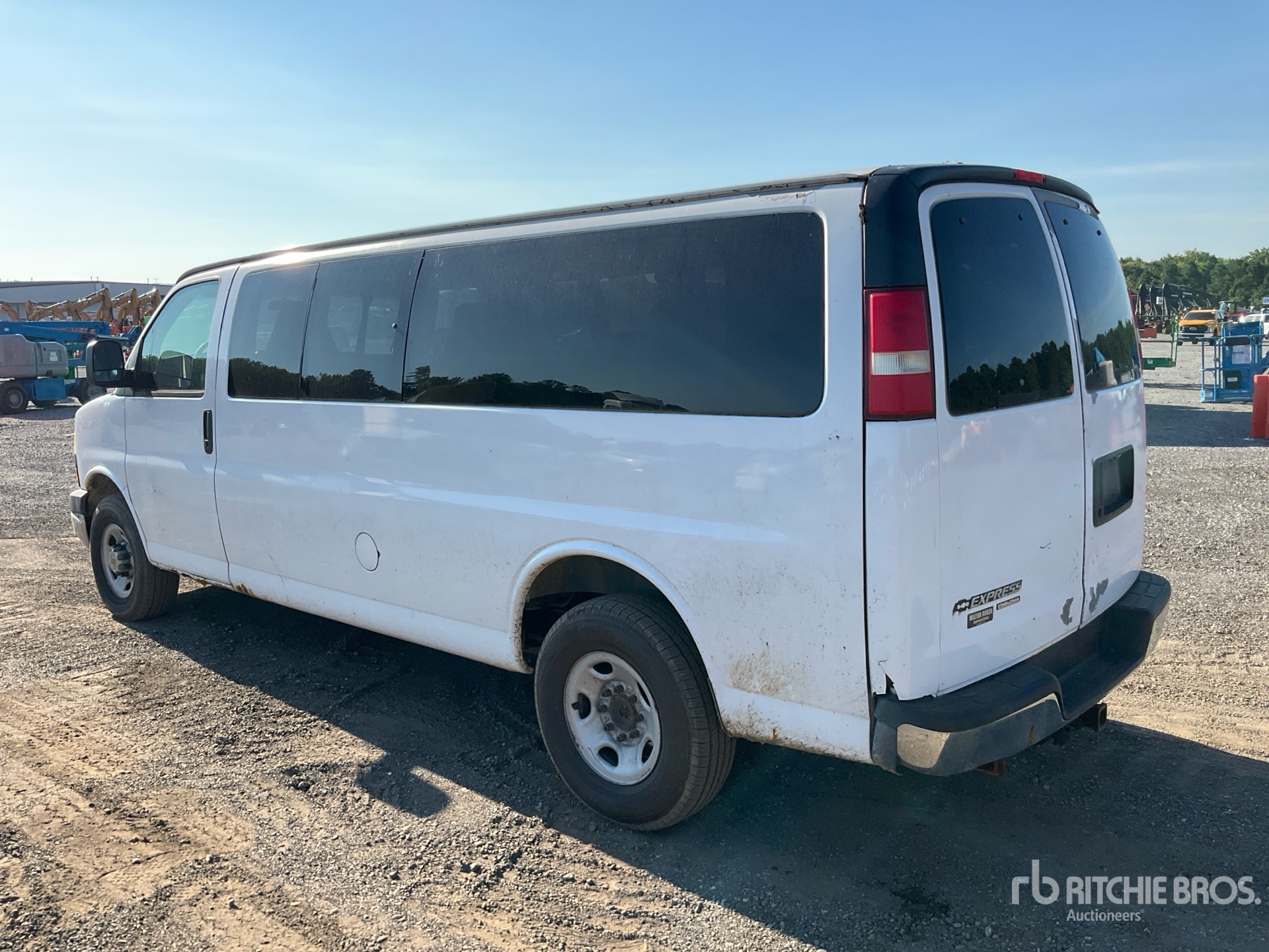General Appearance with Picture, Left Rear Corner