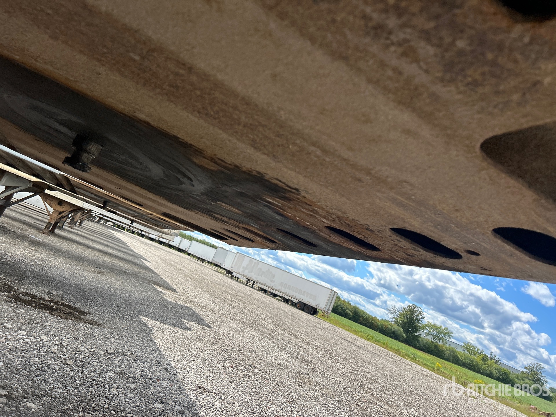 2005 Trailmobile 53 ft x 102 in T/A