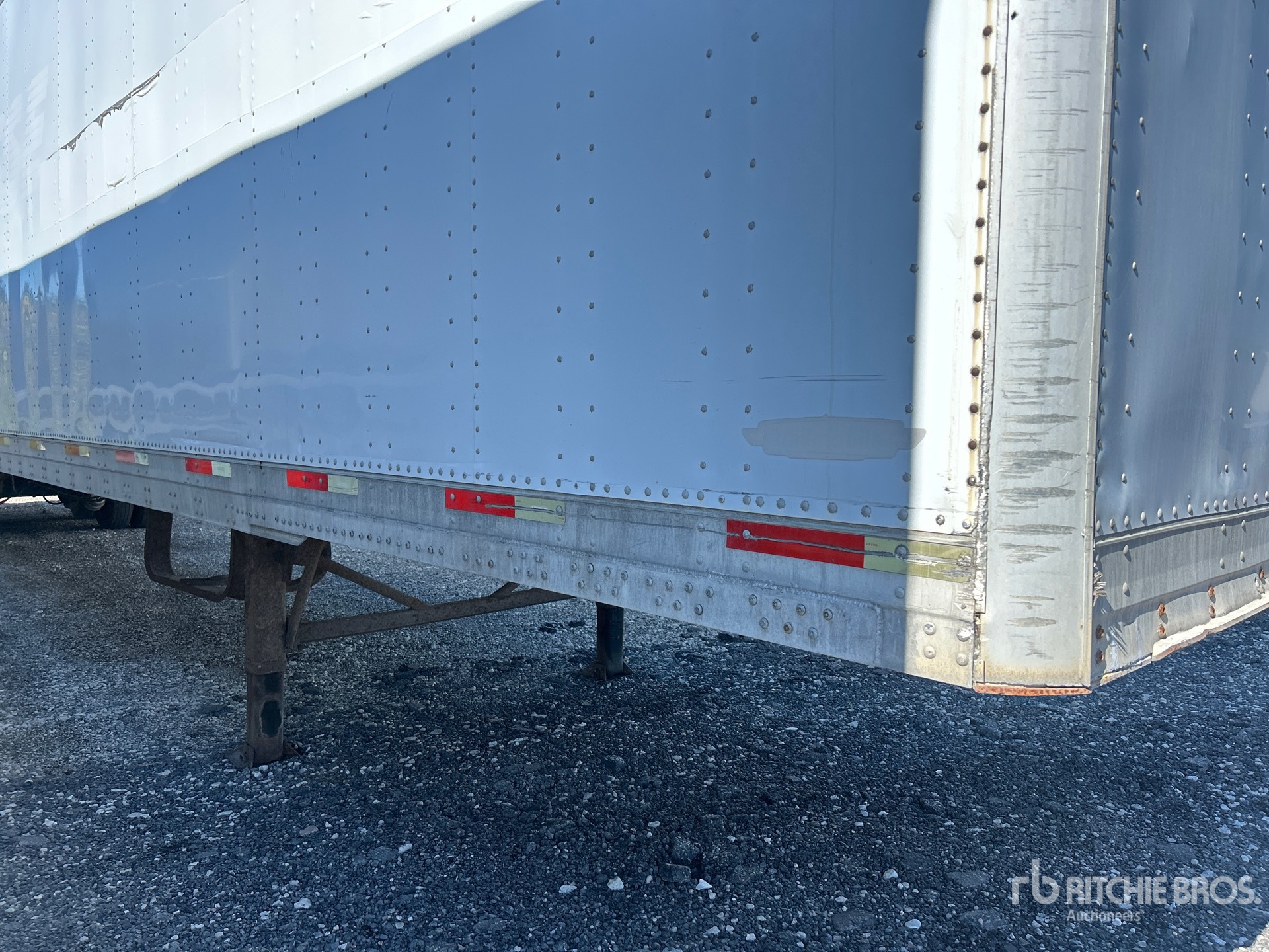 2005 Trailmobile 53 ft x 102 in T/A