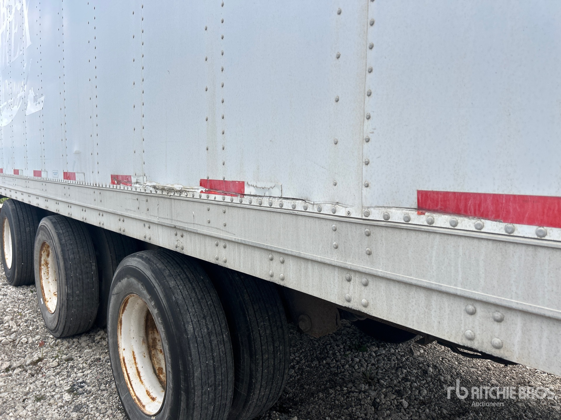 2003 Stoughton 53 FT X 102 IN TRI/A