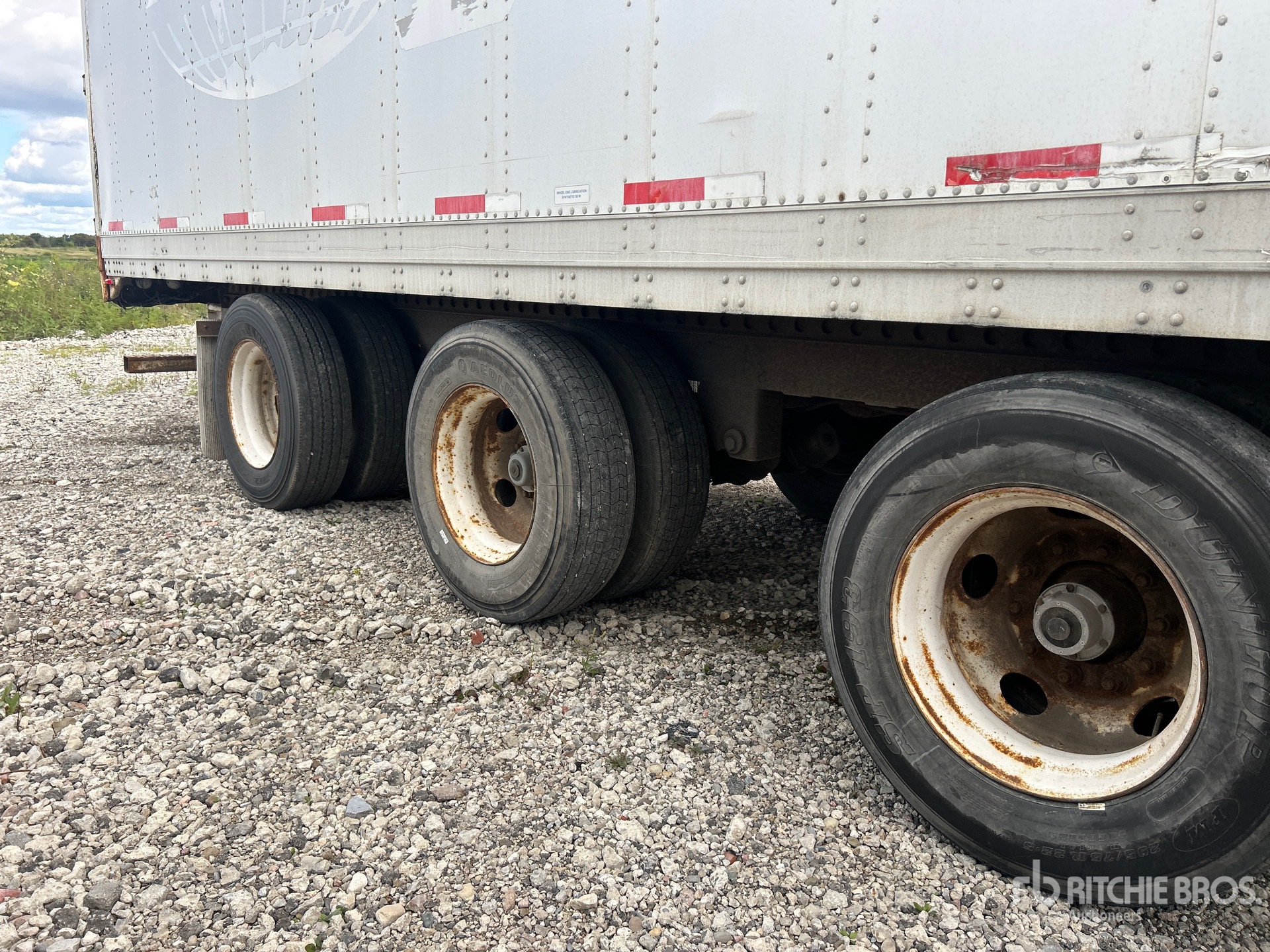 2003 Stoughton 53 FT X 102 IN TRI/A