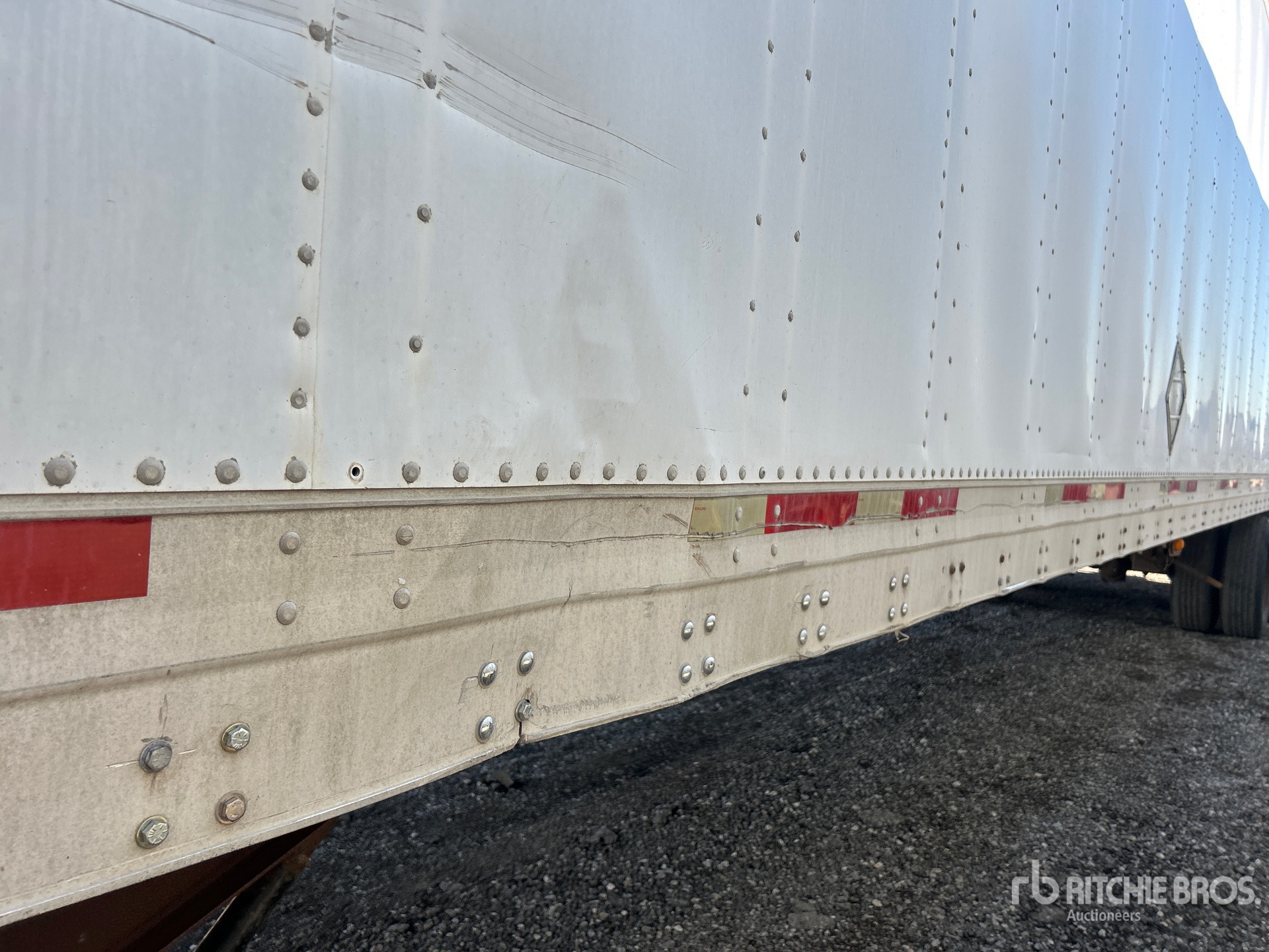 2001 Trailmobile 53 ft x 102 in T/A