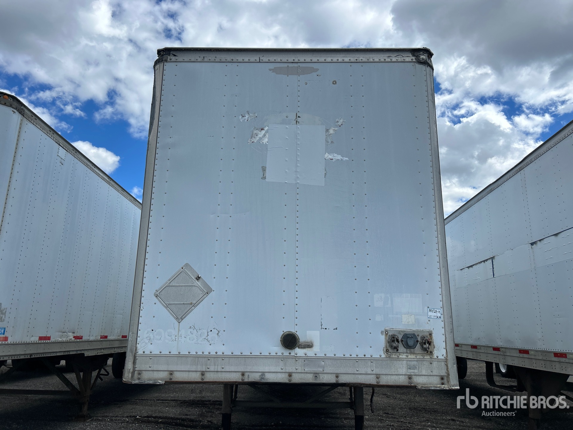 2005 Trailmobile 53 ft x 102 in T/A