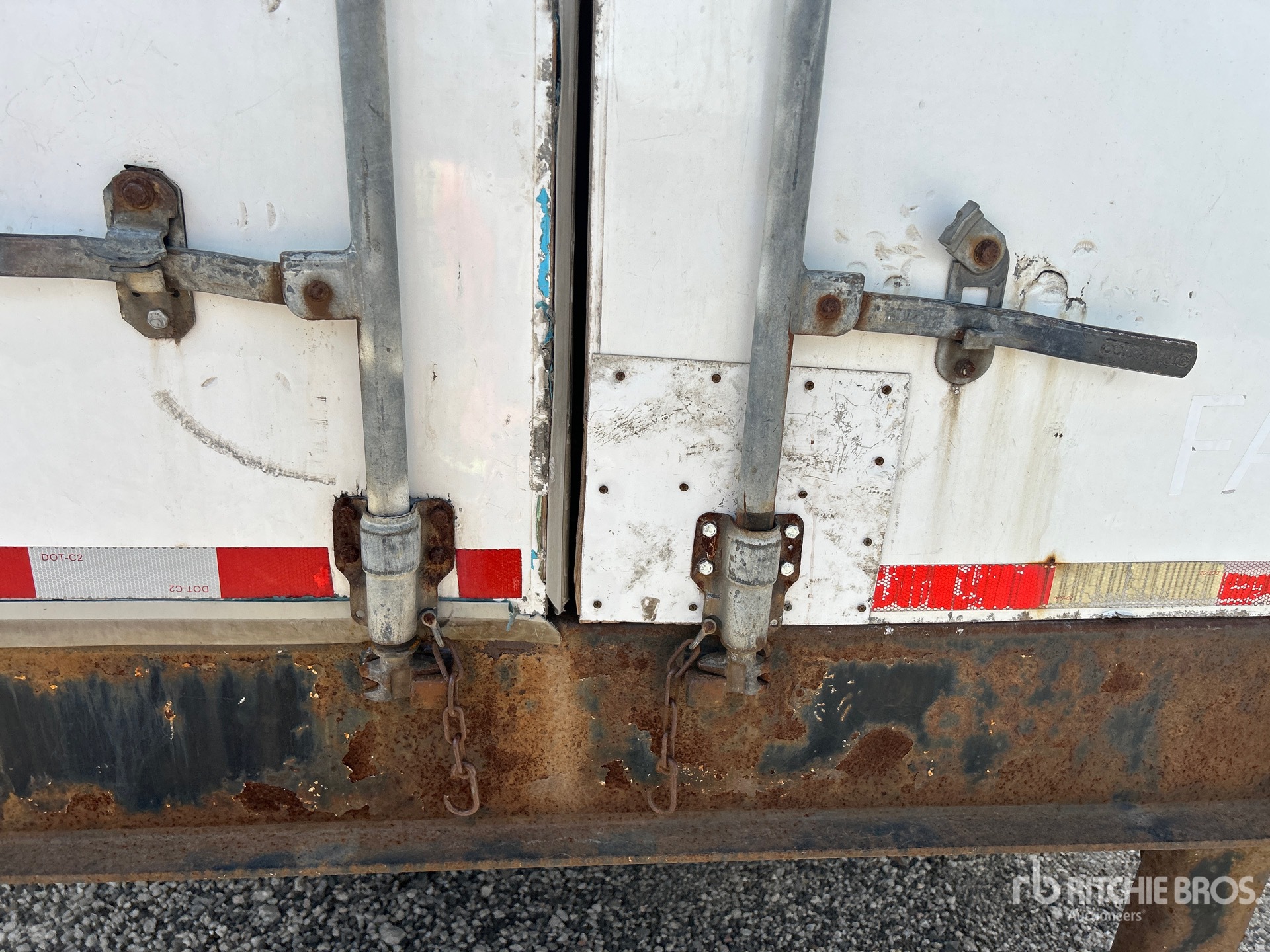 2003 Manac 53 FT X 102 IN TRI/A