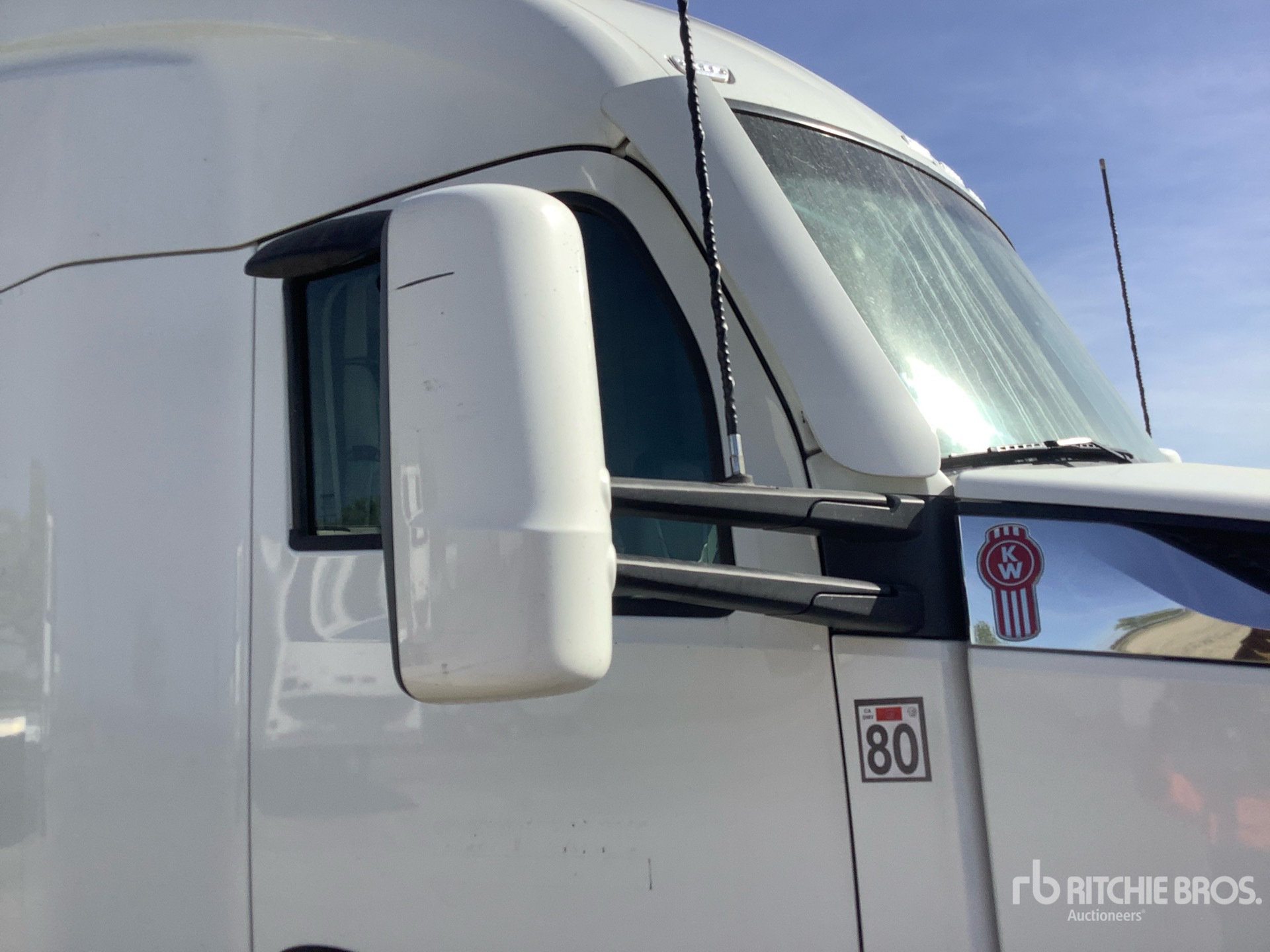2023 Kenworth T680