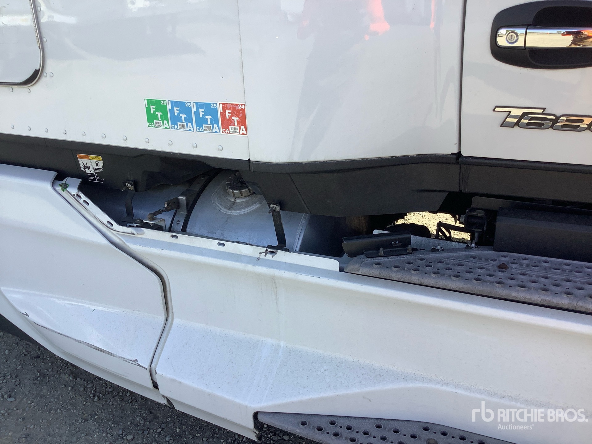 2023 Kenworth T680