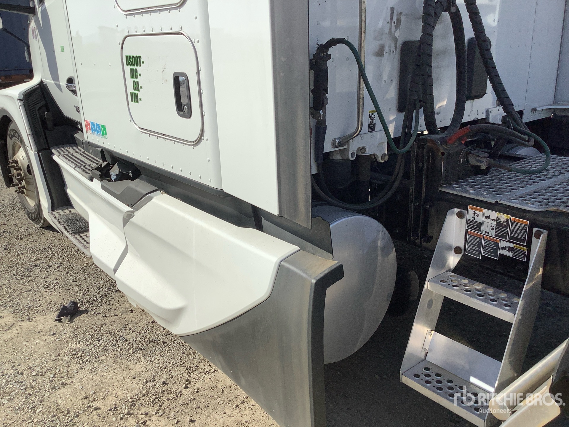 2023 Kenworth T680