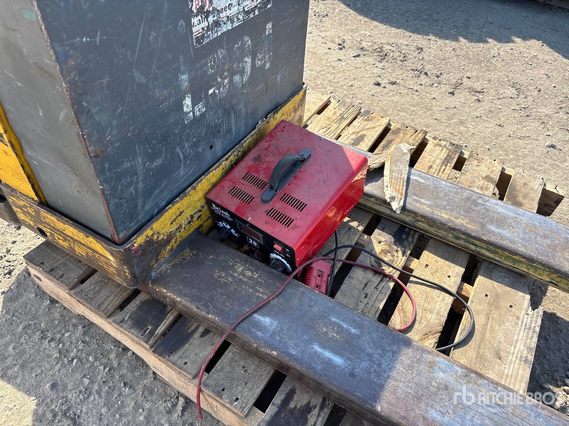 Yale MPB040-EN24T27