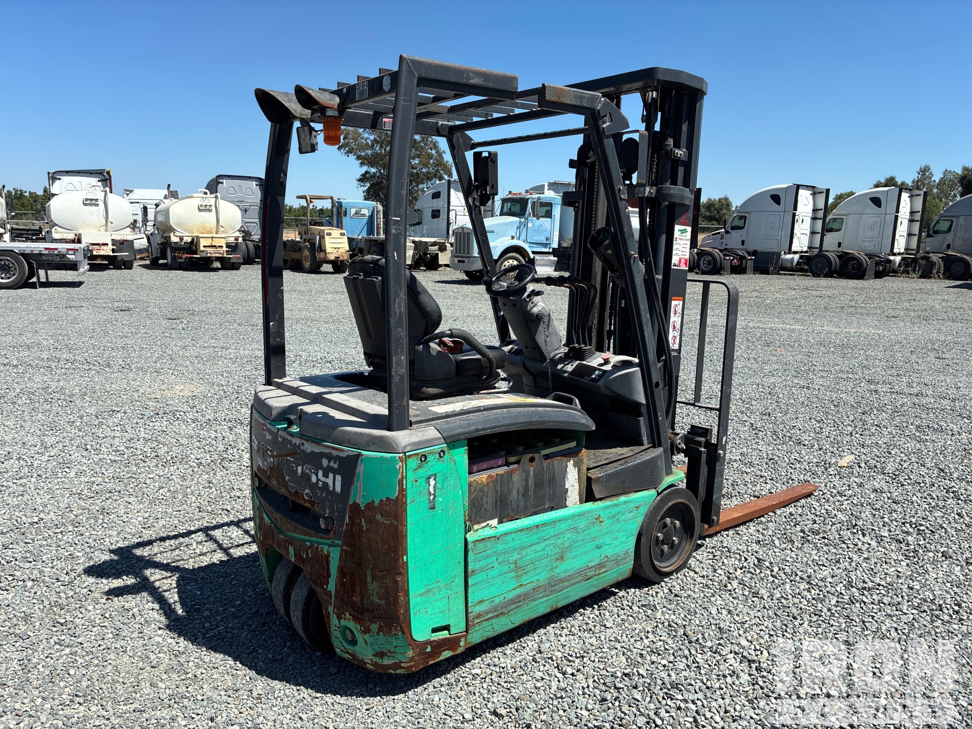 General Appearance - Lift Truck* with Zdjęcie, prawy dolny róg