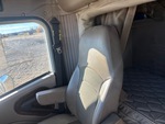 Cab with Seats/armrests