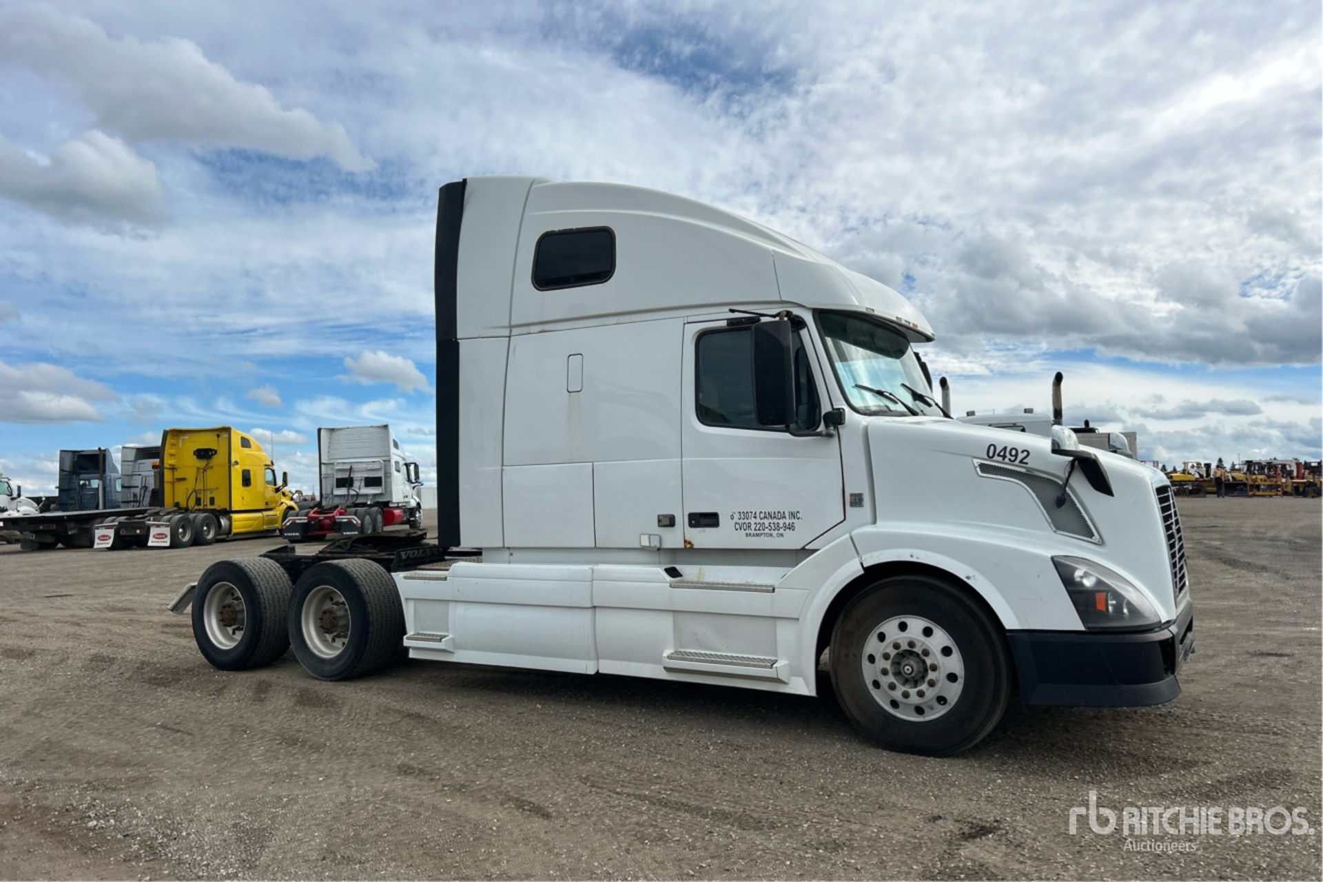 2015 Volvo VNL