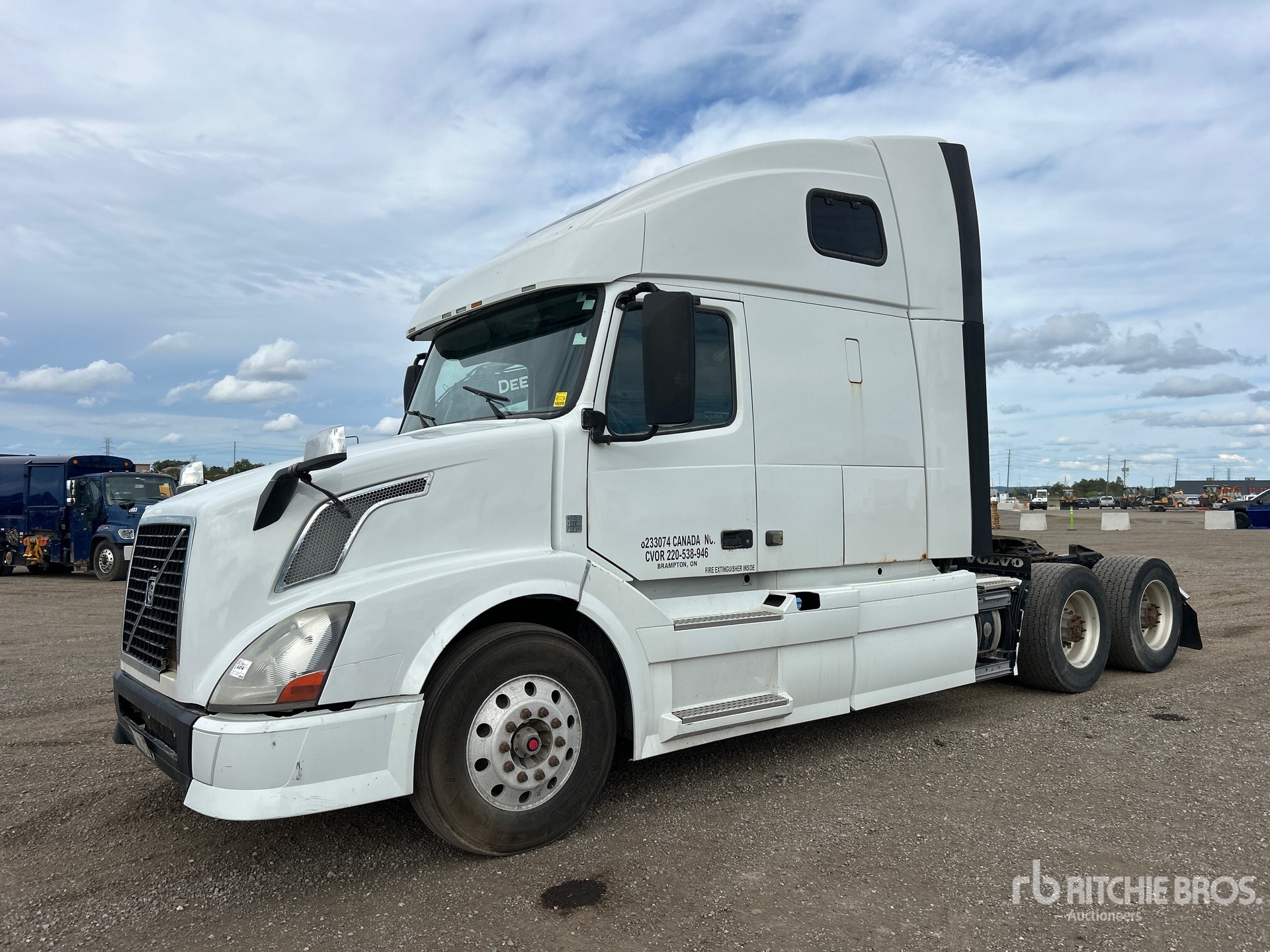 2015 Volvo VNL