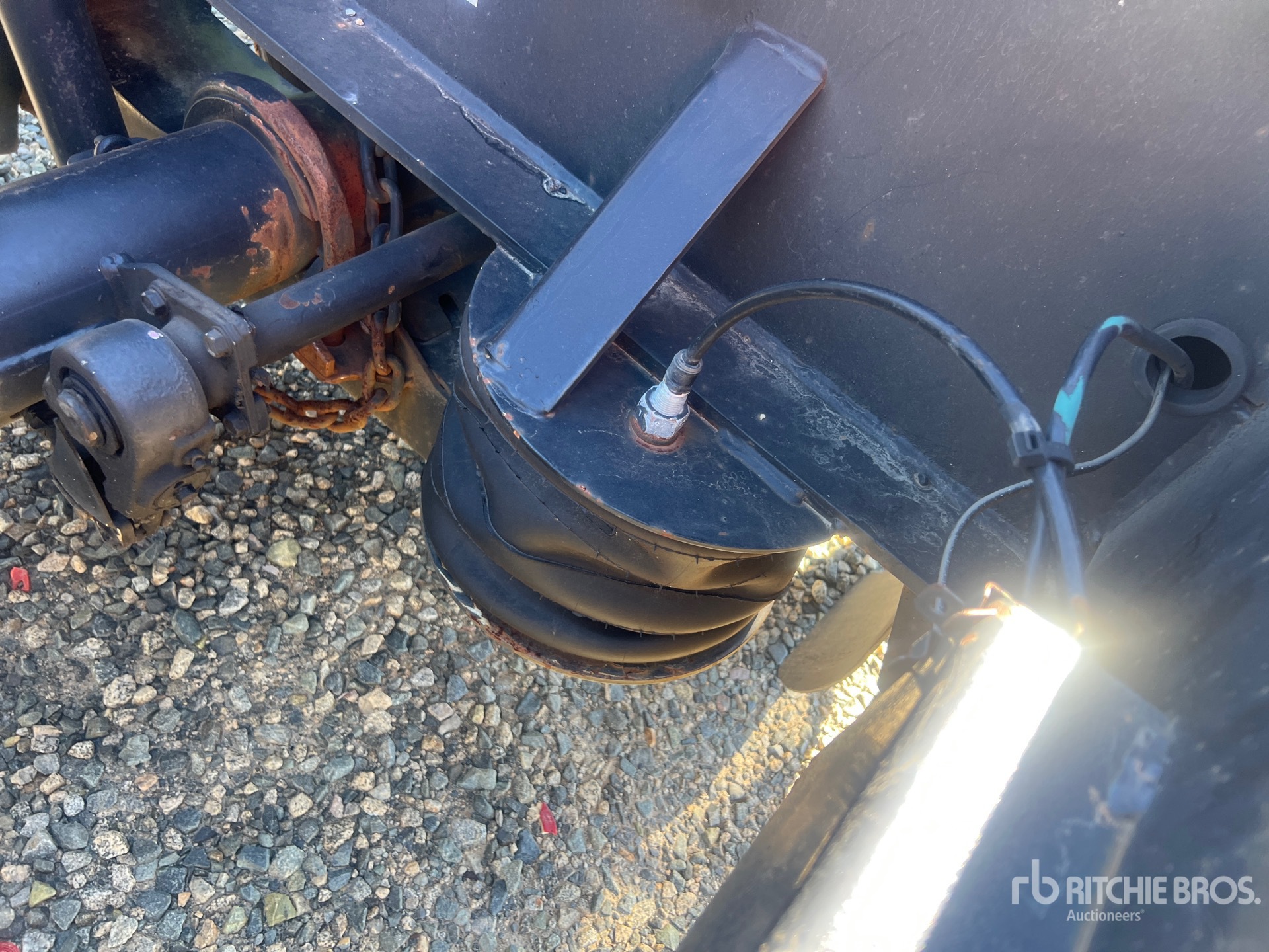 2006 Specialized Truck Equipment S/A Stinger