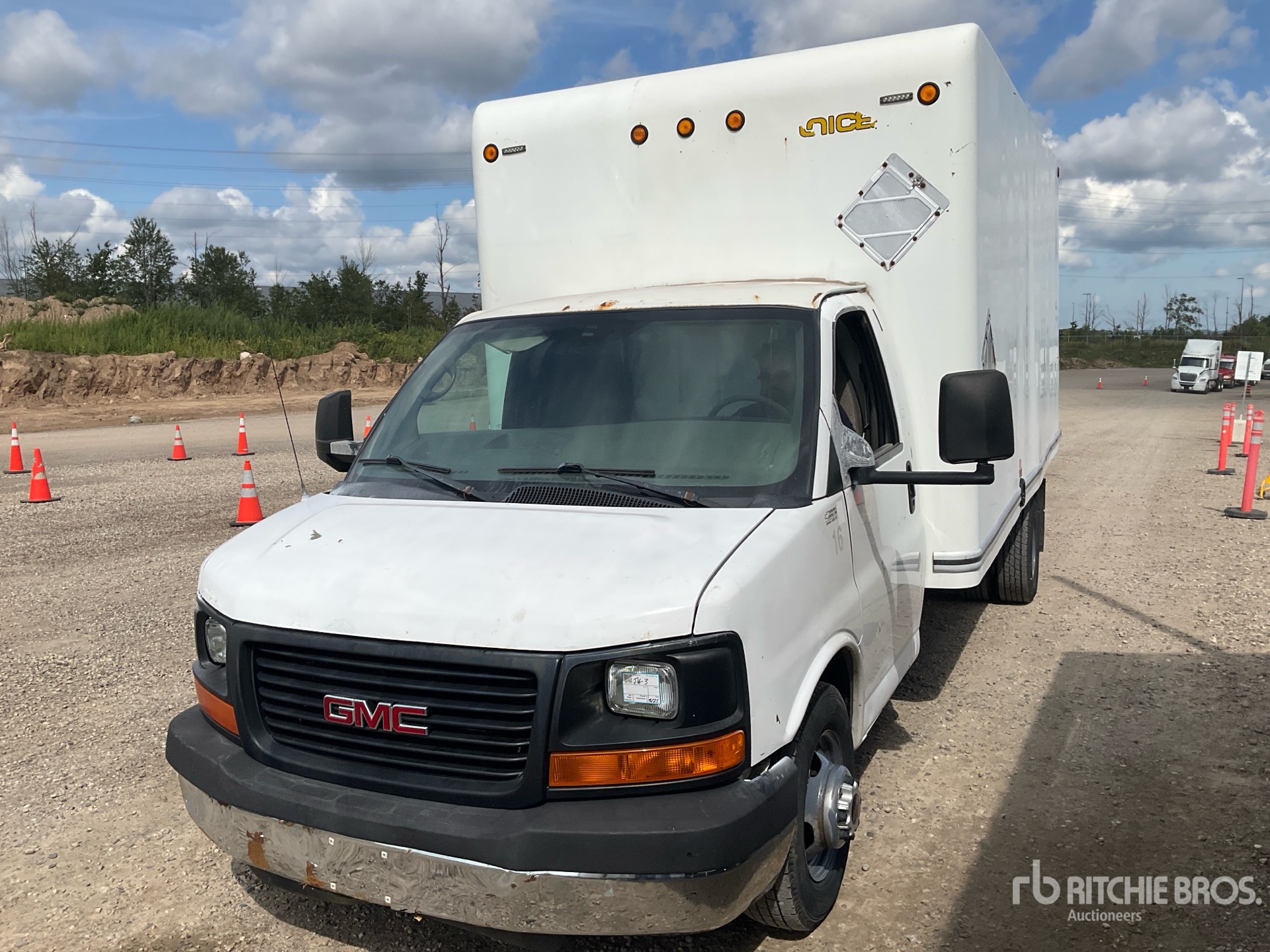 2012 GMC SAVANA G3500