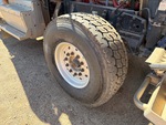 Underbody with Right Steer Tire