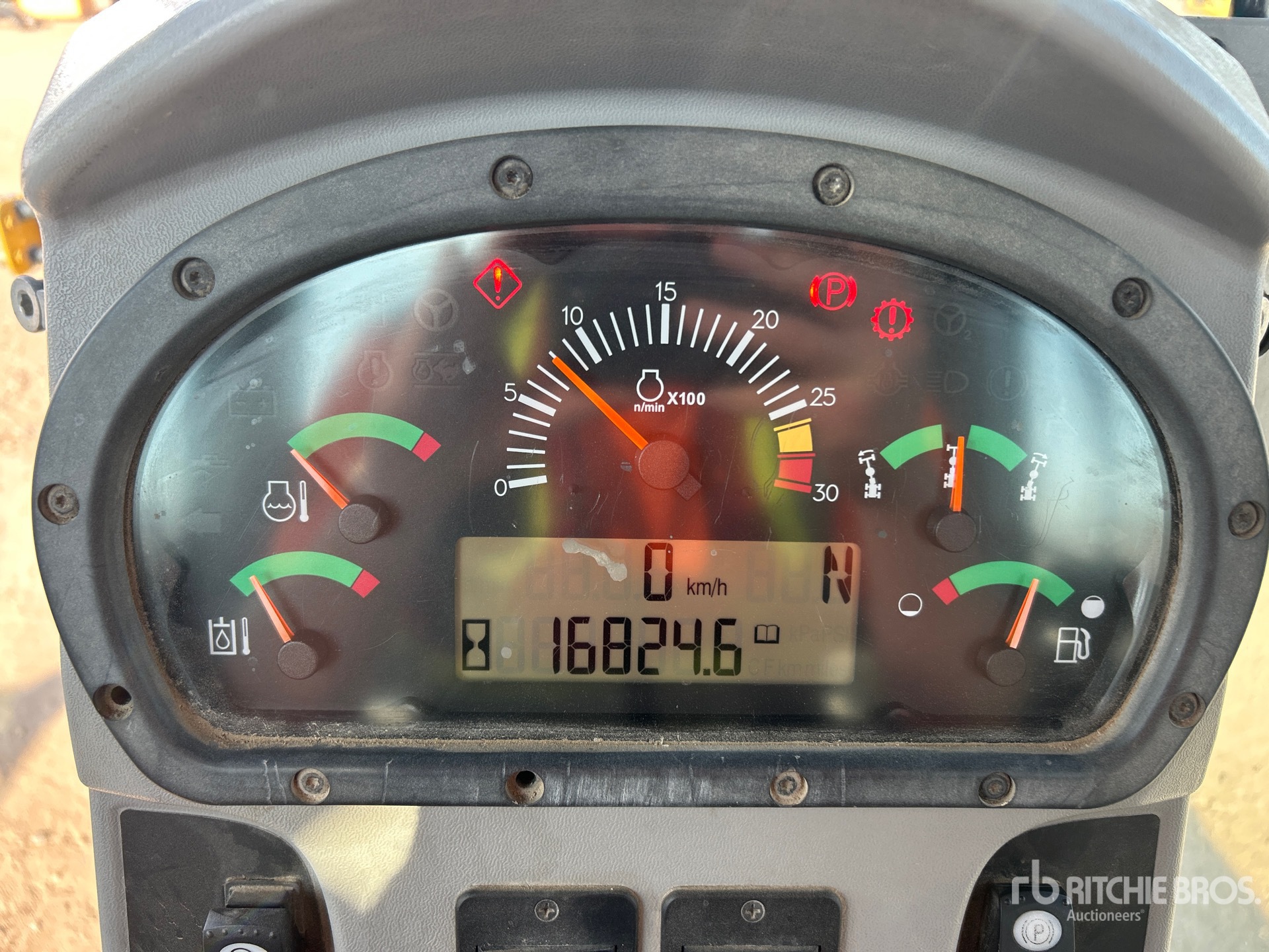 2016 Caterpillar 160M VHP PLUS